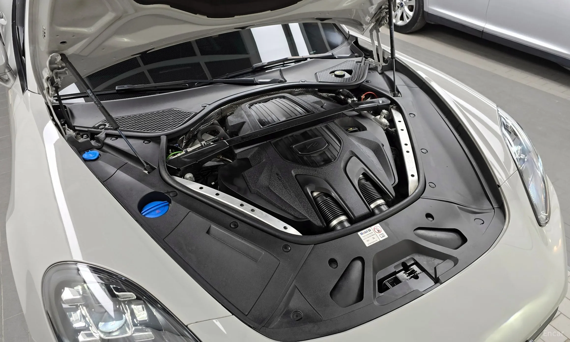 Porsche Panamera (971) превью 6