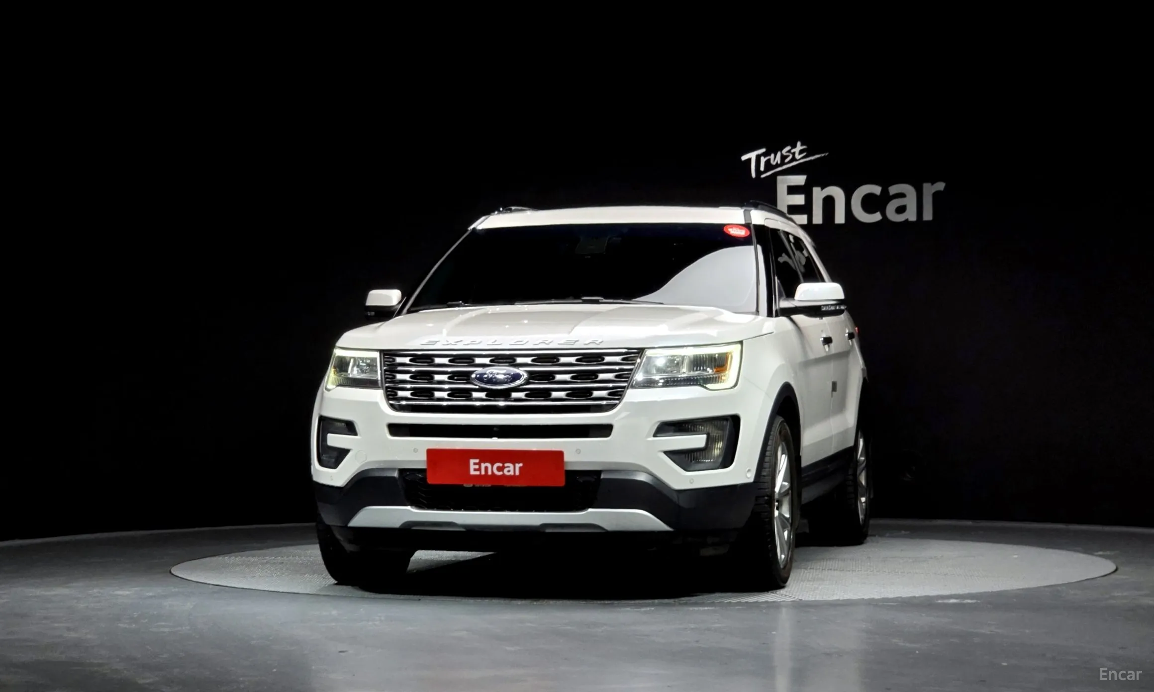 Ford Explorer превью 3