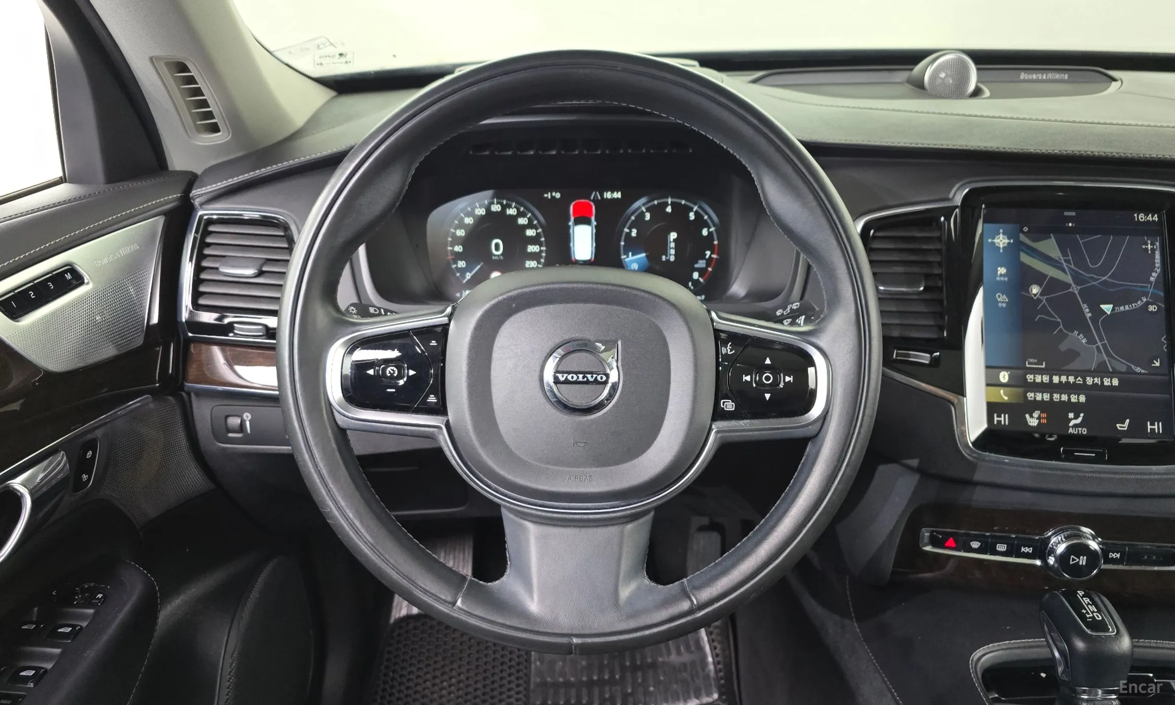 Volvo XC90 Gen 2 превью 13