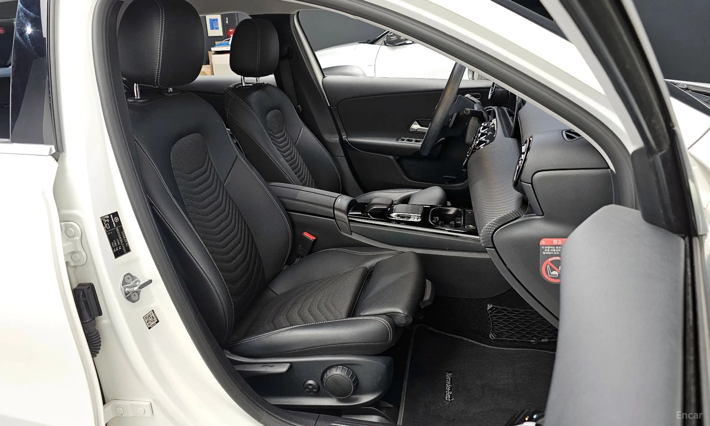 Mercedes Benz A-Class W177 превью 10