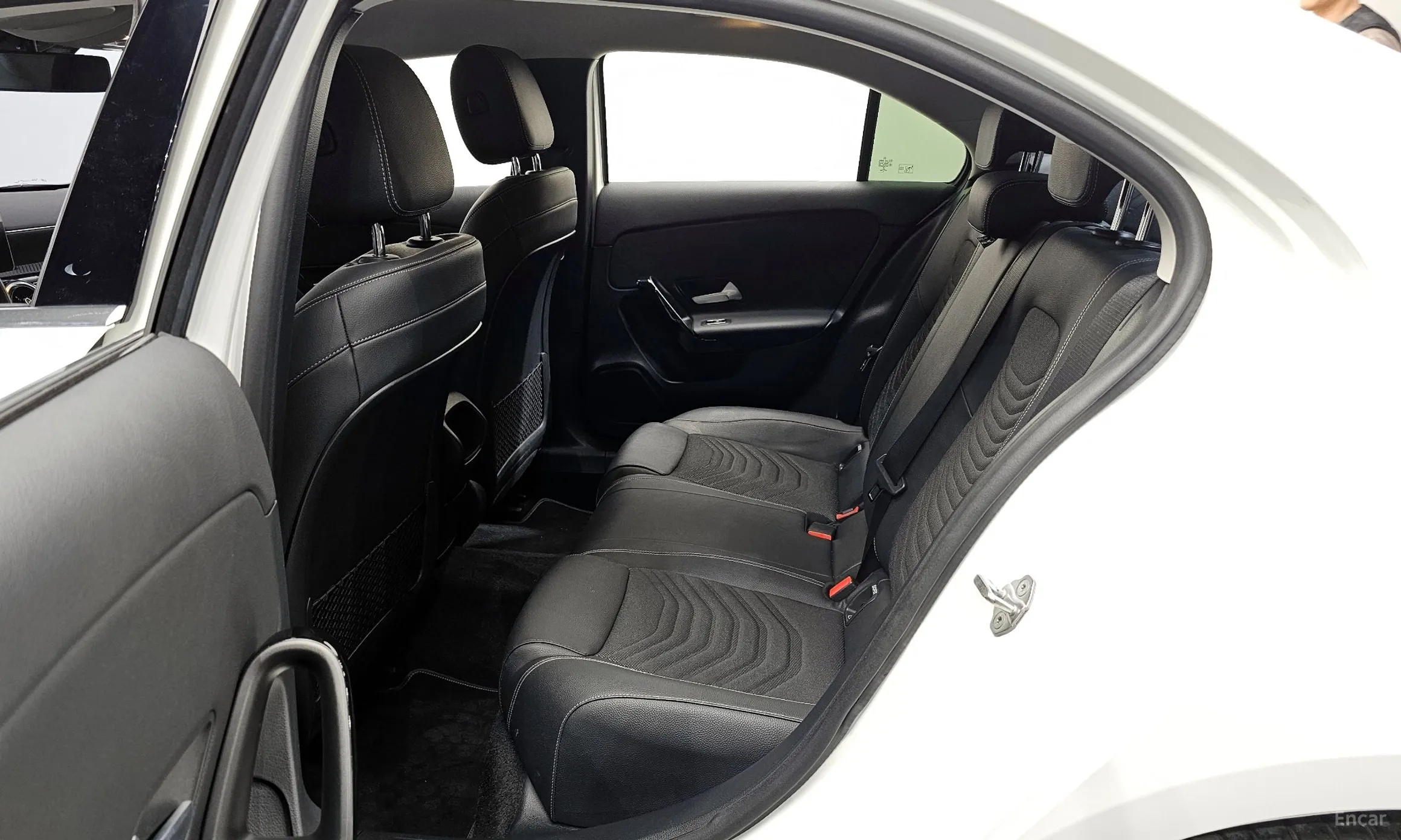 Mercedes Benz A-Class W177 превью 12