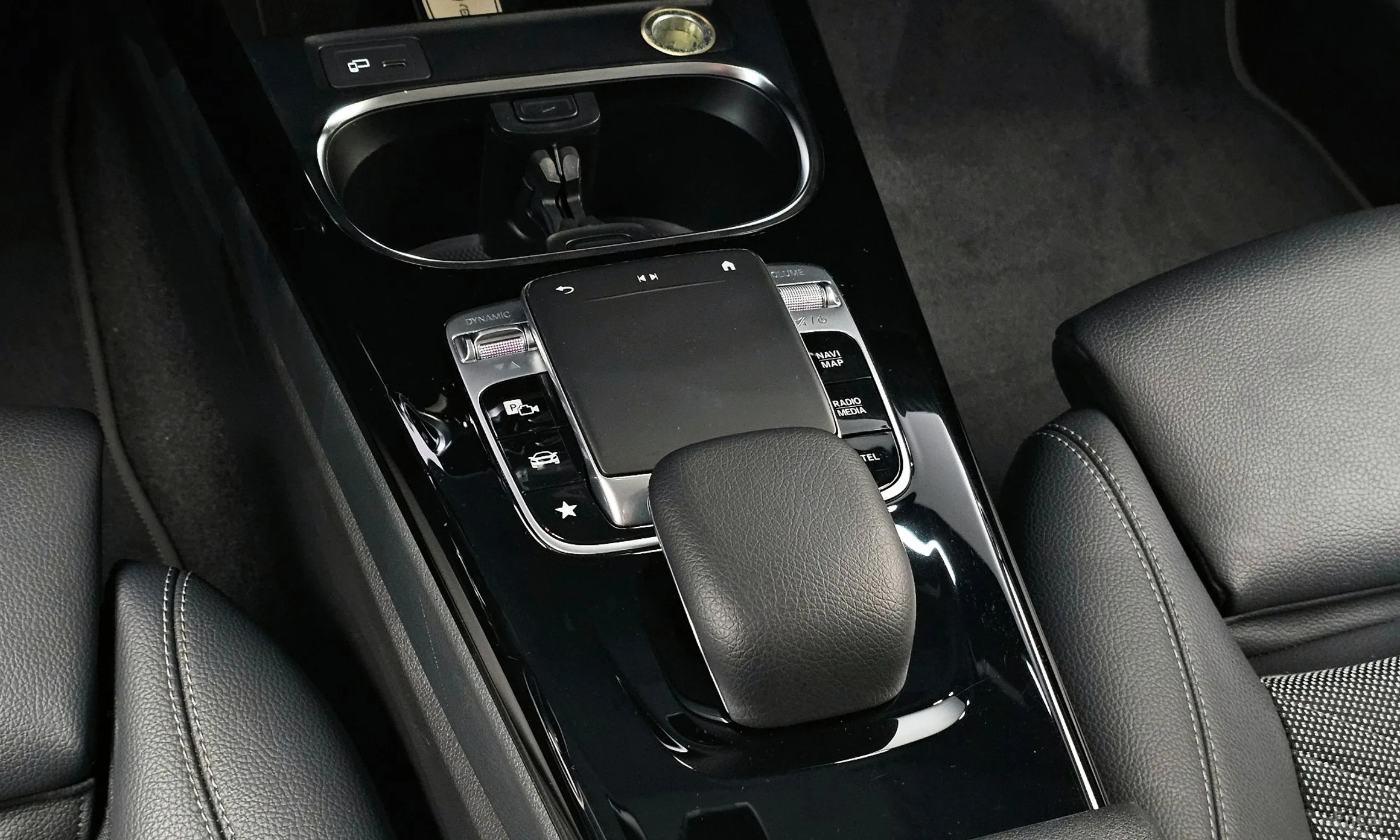 Mercedes Benz A-Class W177 превью 19