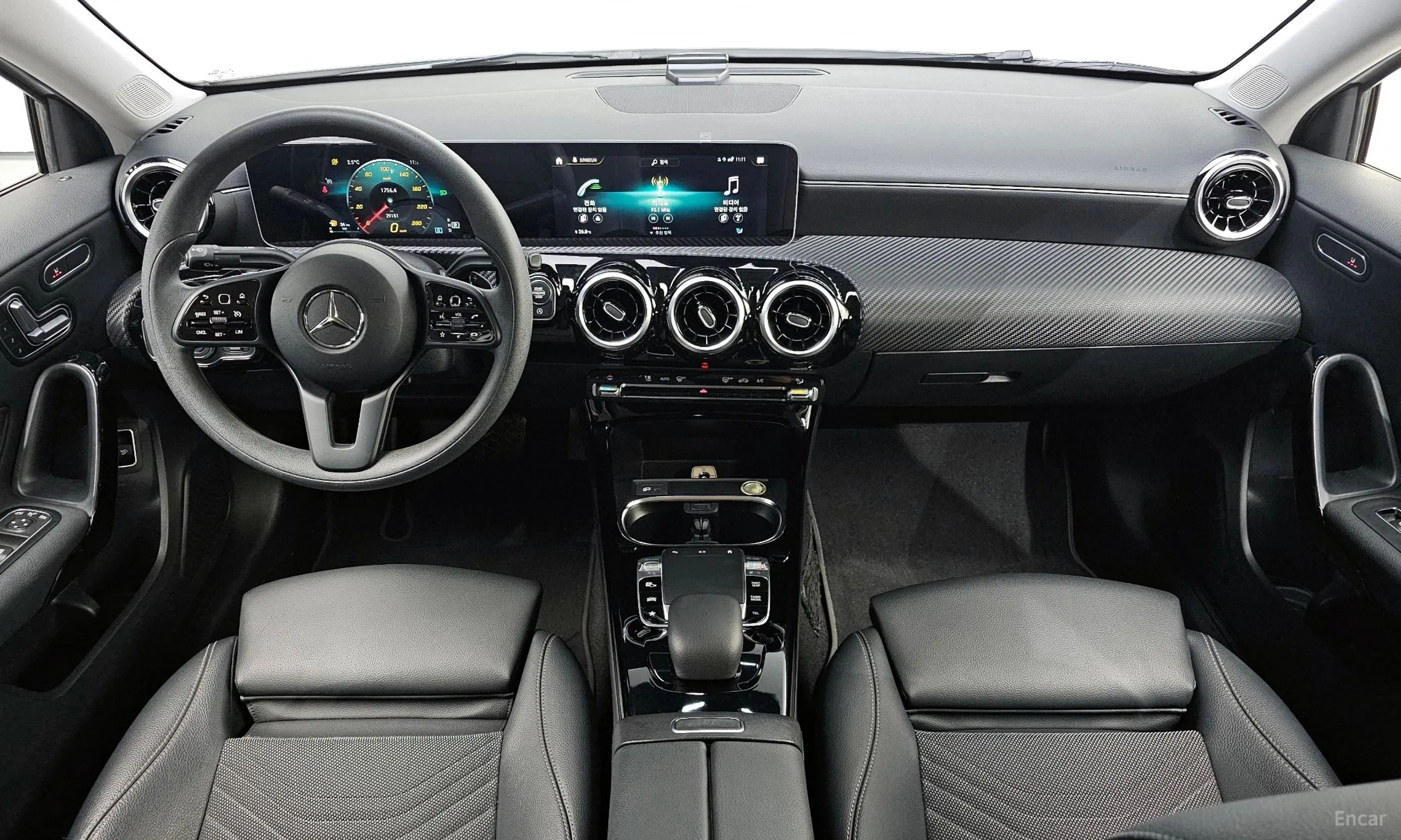 Mercedes Benz A-Class W177 превью 7