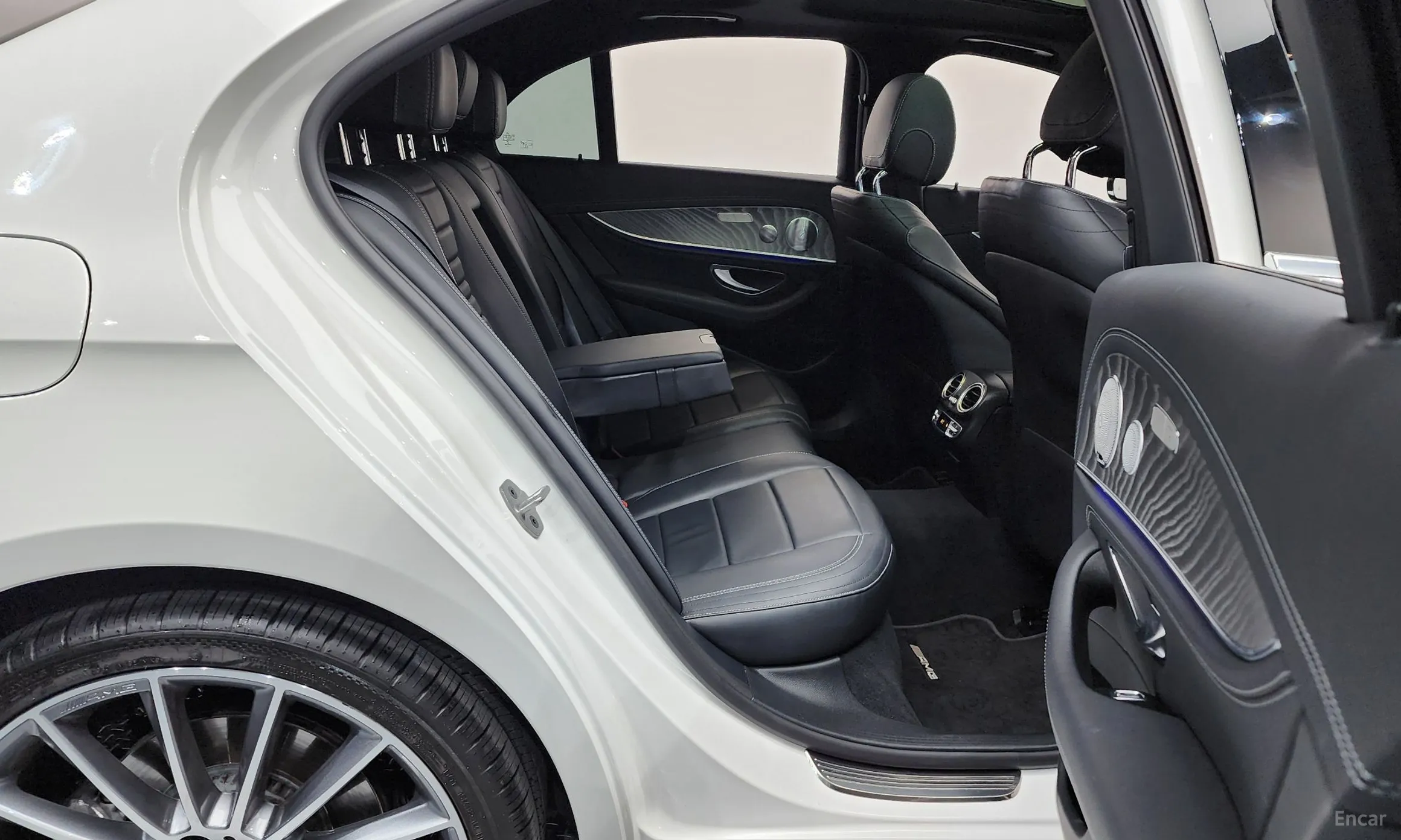 Mercedes Benz E-Class W213 превью 12