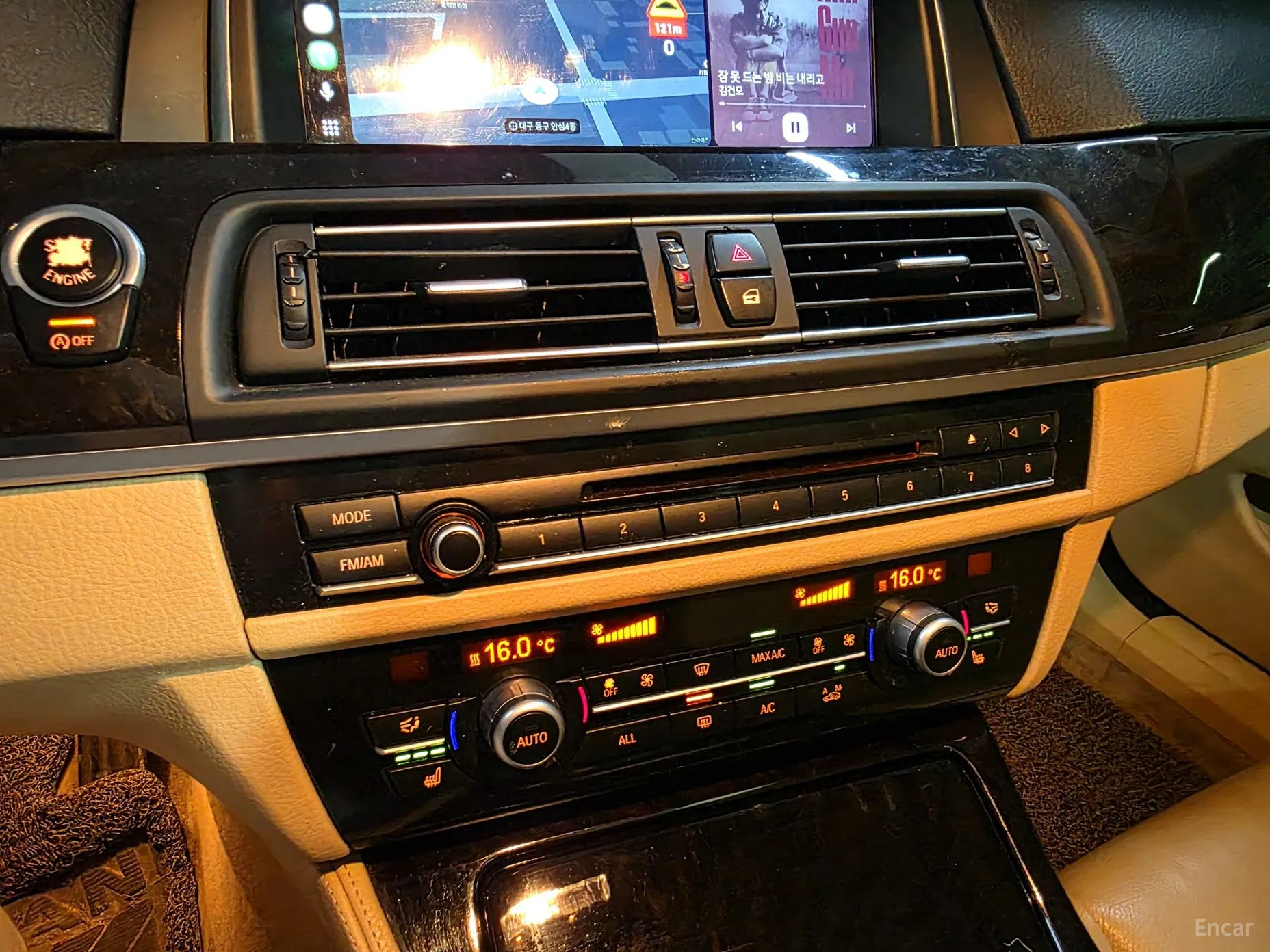 BMW 5 Series (F10) превью 14