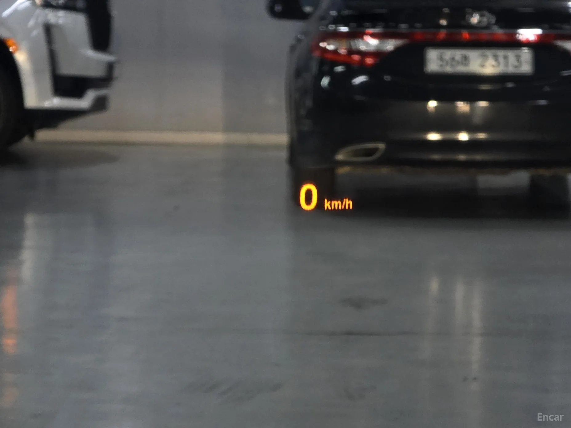 BMW 5 Series (F10) превью 16