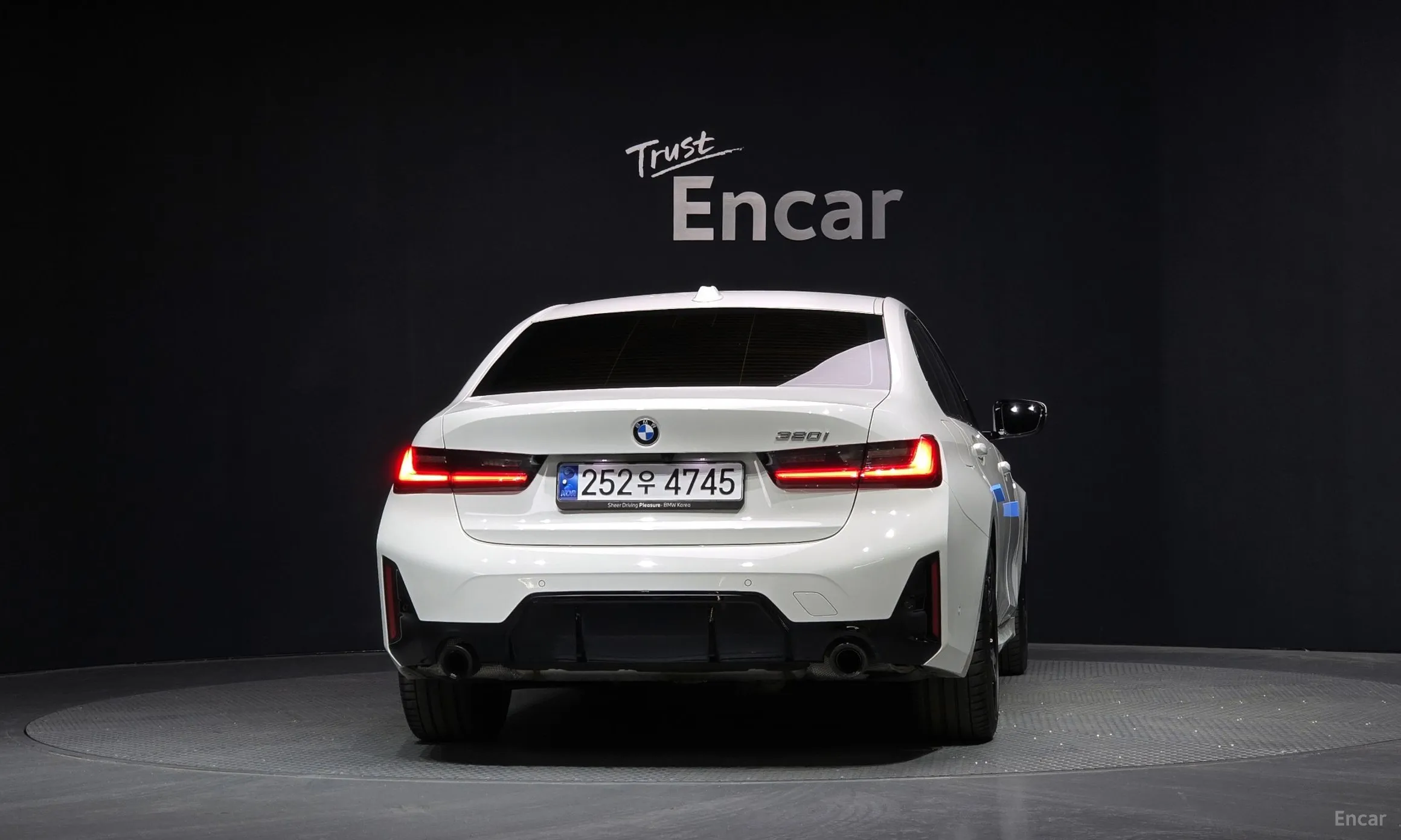 BMW 3 Series (G20) превью 4