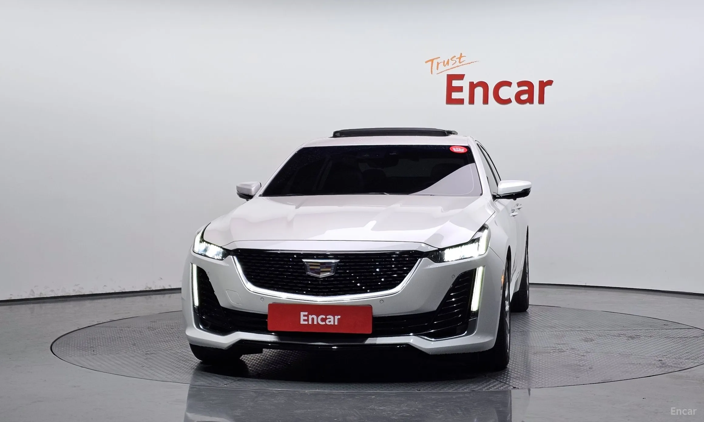 Cadillac CT5 превью 3