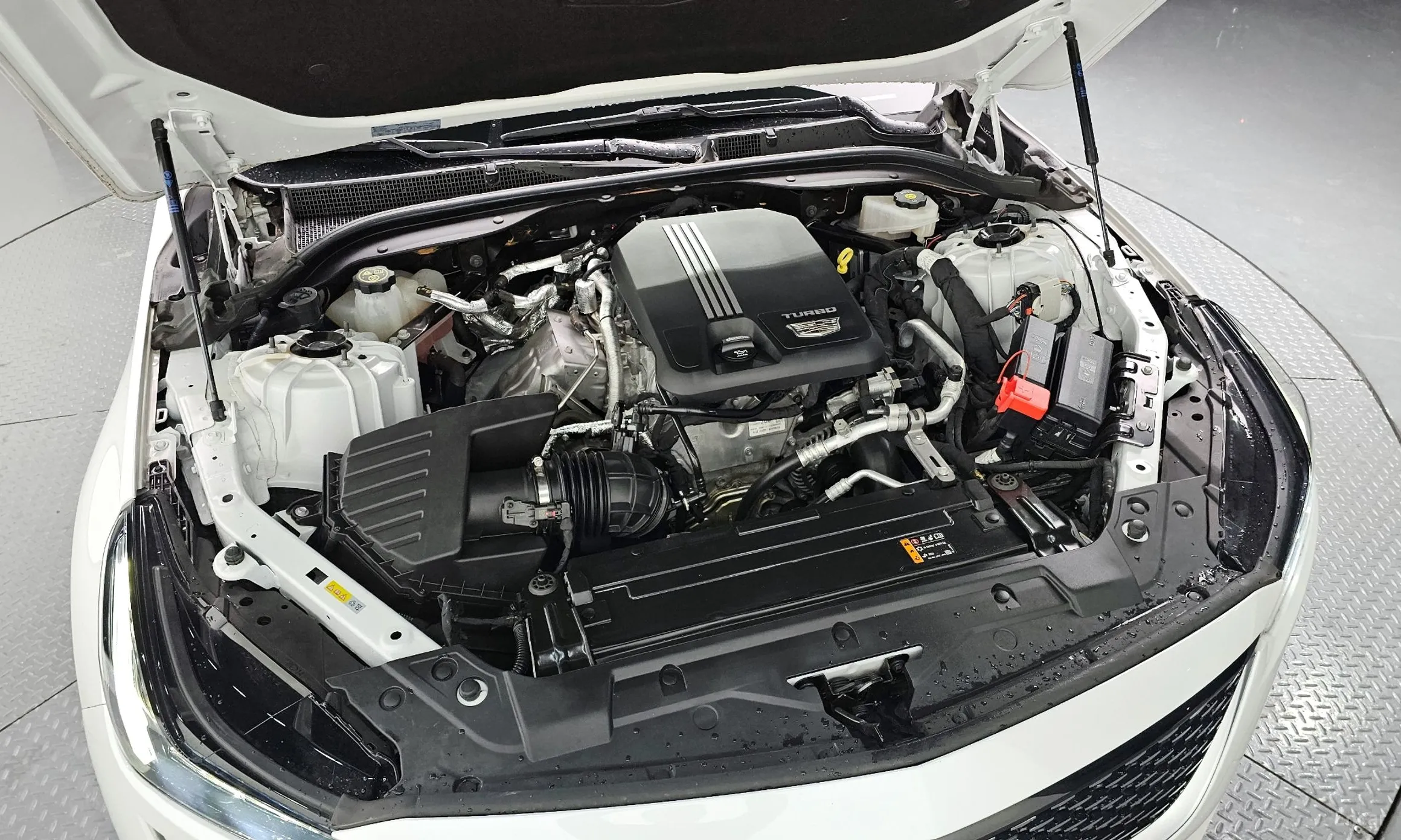 Cadillac CT5 превью 6