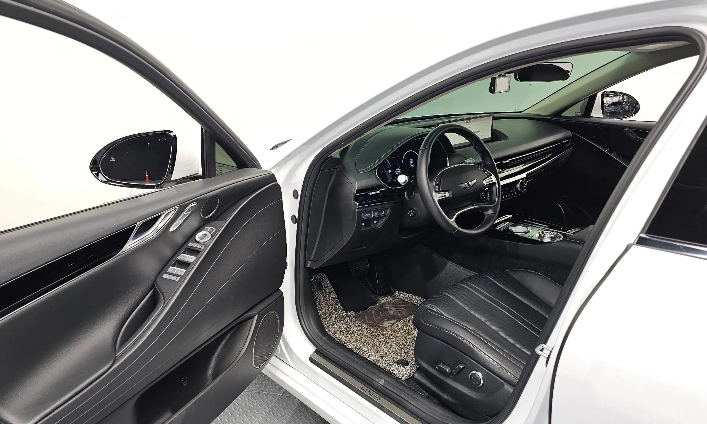 Genesis G80 (RG3) превью 10
