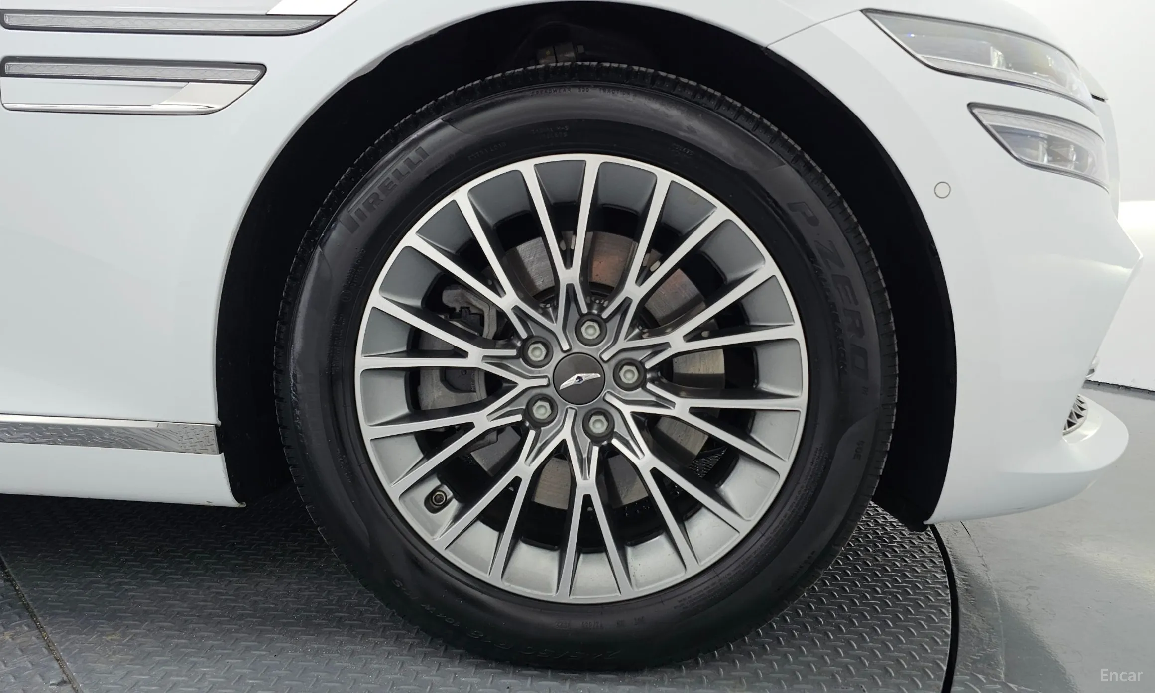 Genesis G80 (RG3) превью 5