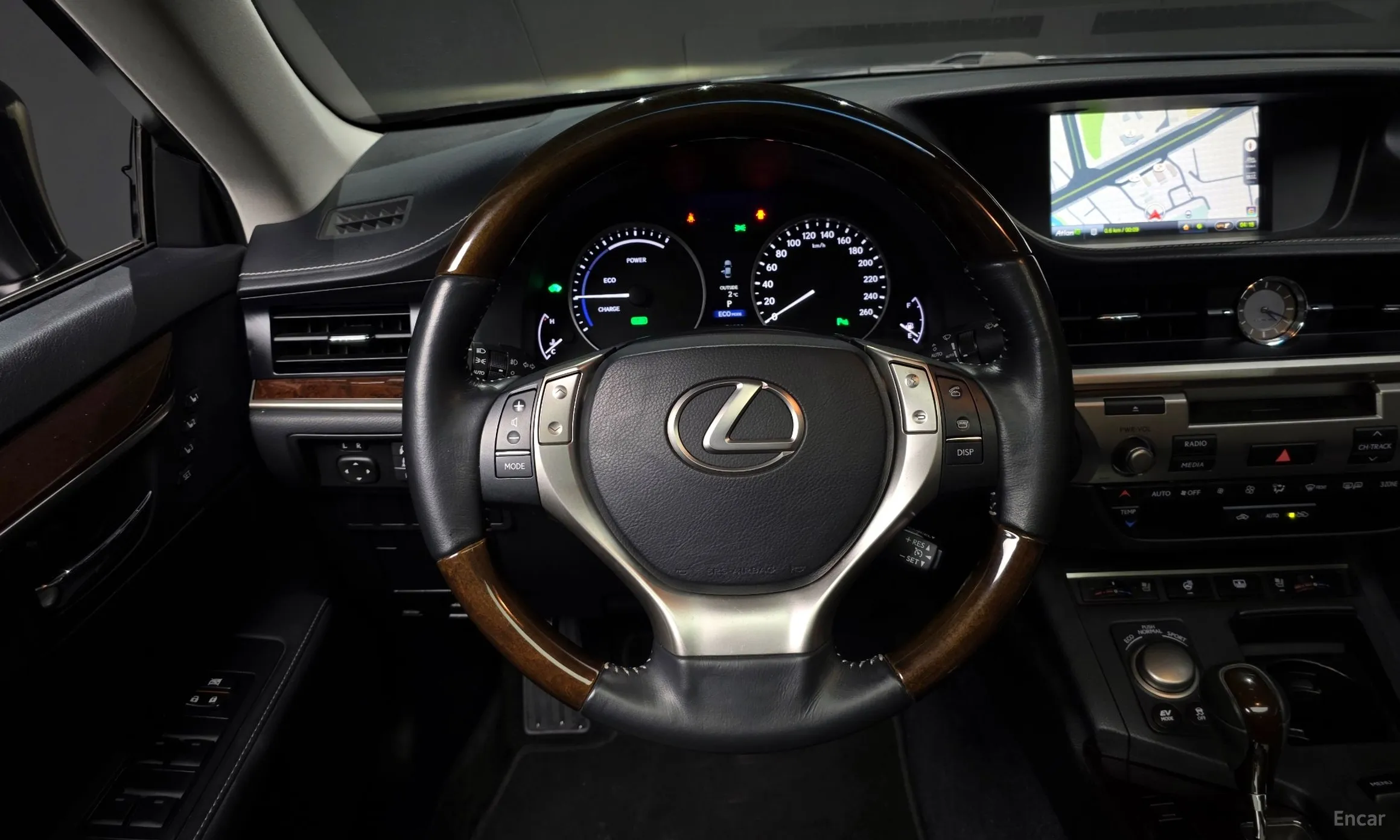 Lexus New ES300h превью 13