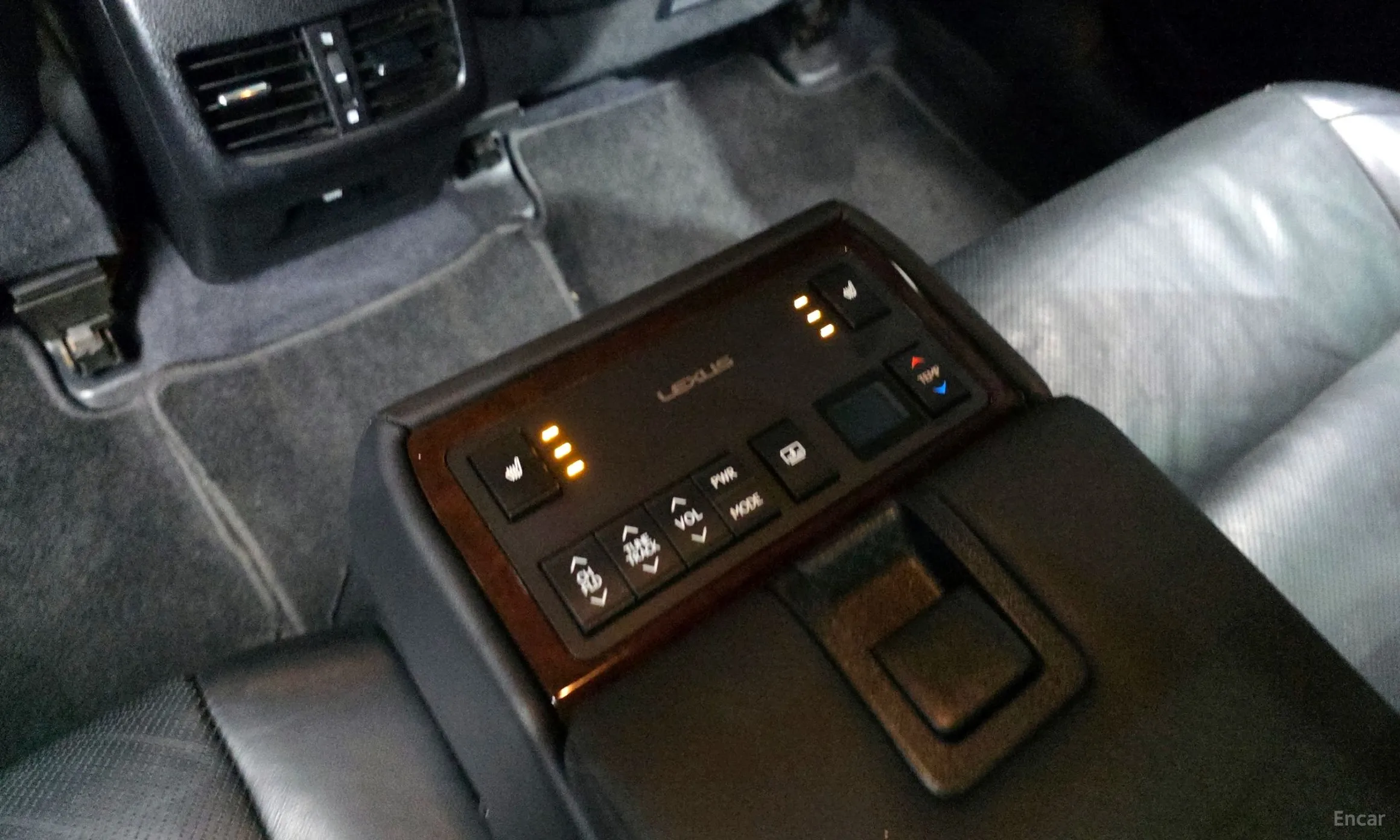 Lexus New ES300h превью 19