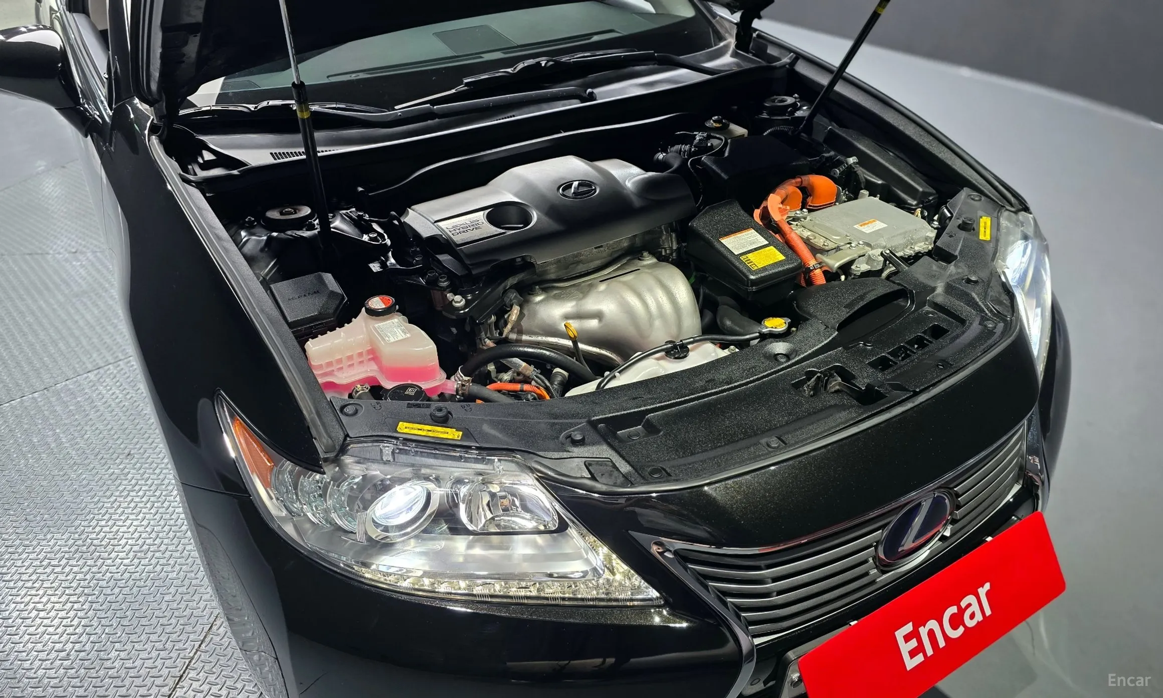 Lexus New ES300h превью 6