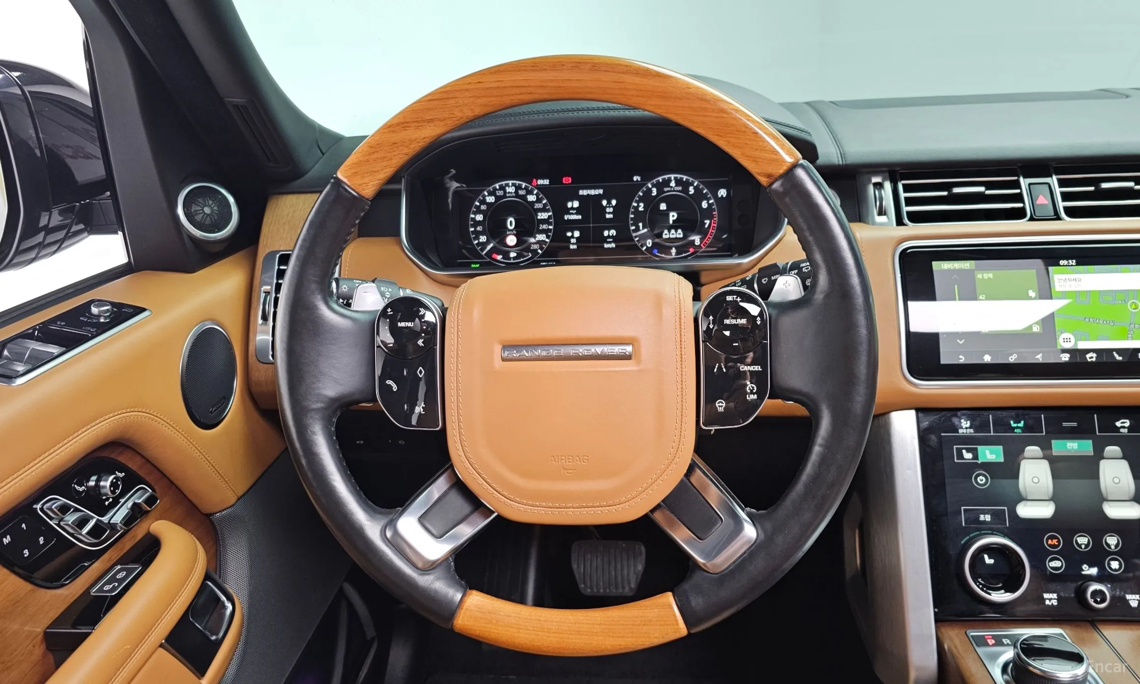 Land Rover Range Rover 4th Generation превью 13
