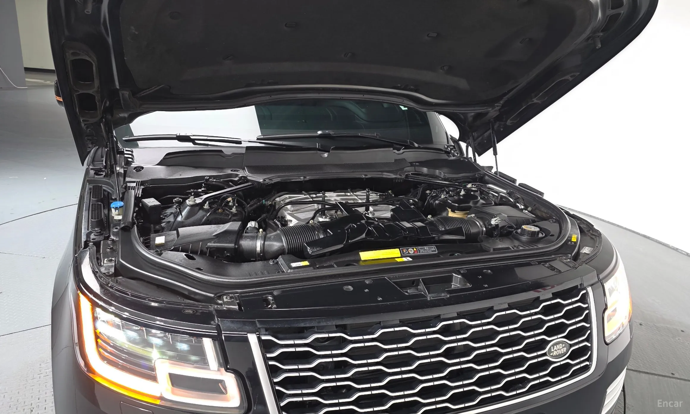 Land Rover Range Rover 4th Generation превью 6