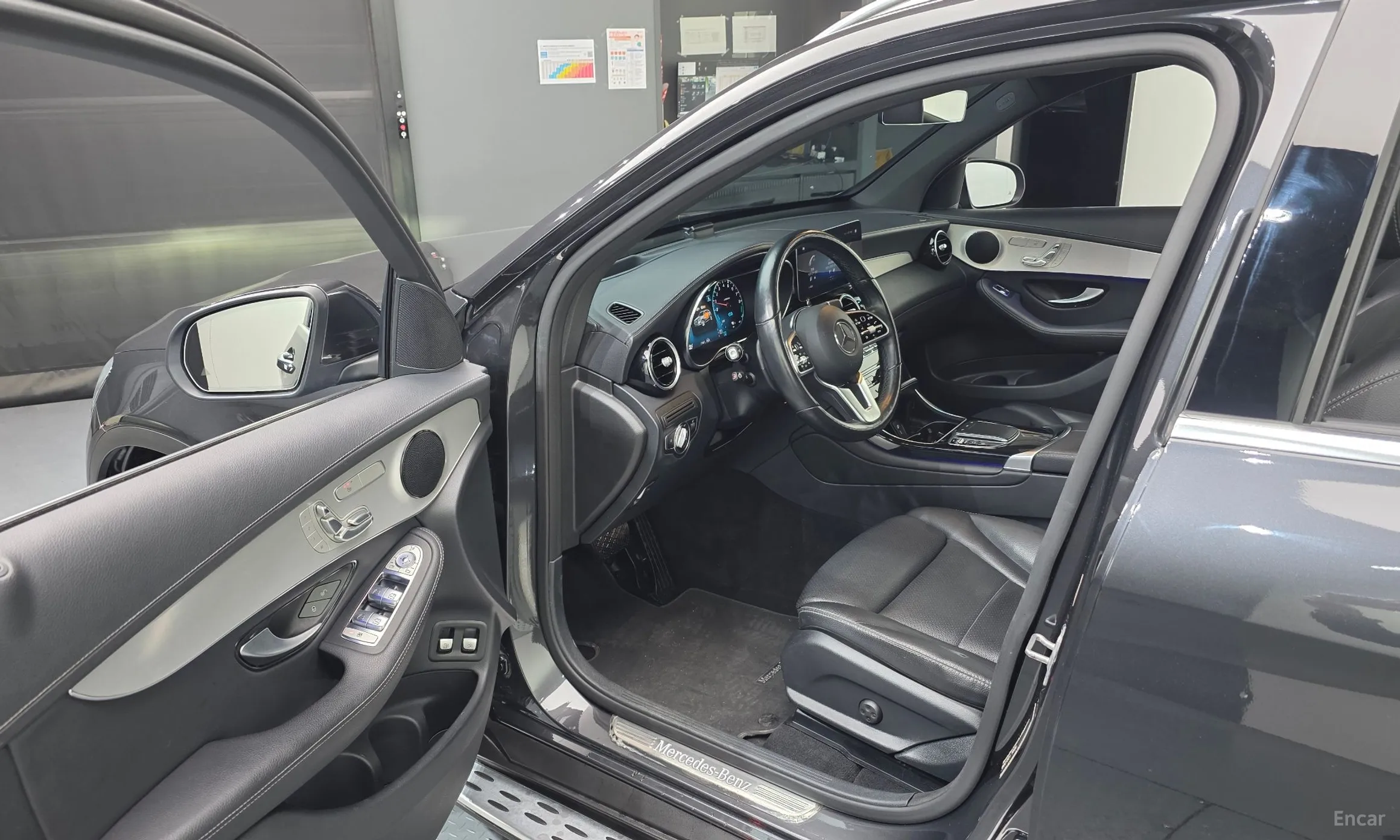 Mercedes Benz GLC-Class X253 превью 10