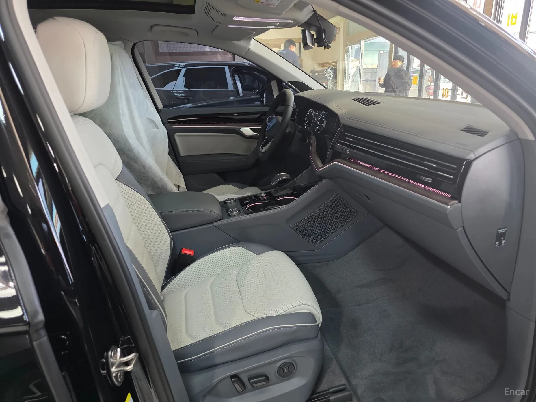 Volkswagen Touareg 3rd Generation превью 11