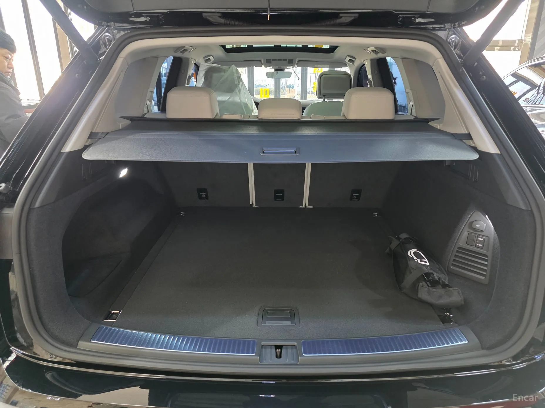 Volkswagen Touareg 3rd Generation превью 13