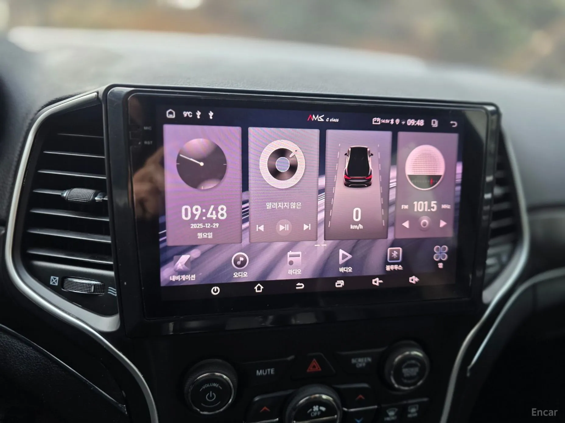 Jeep Grand Cherokee превью 9
