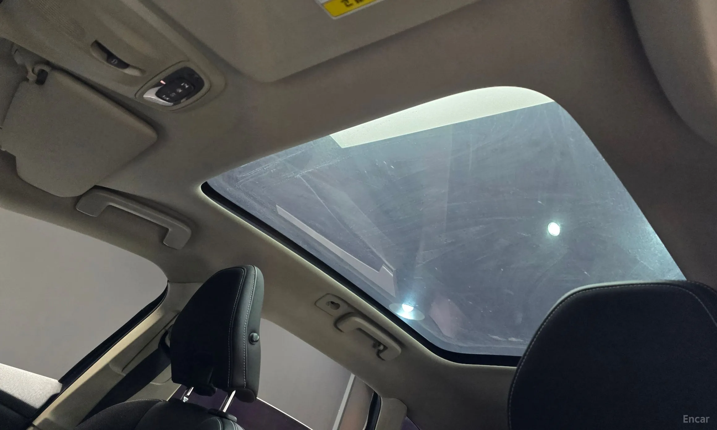 Volvo V40 превью 17