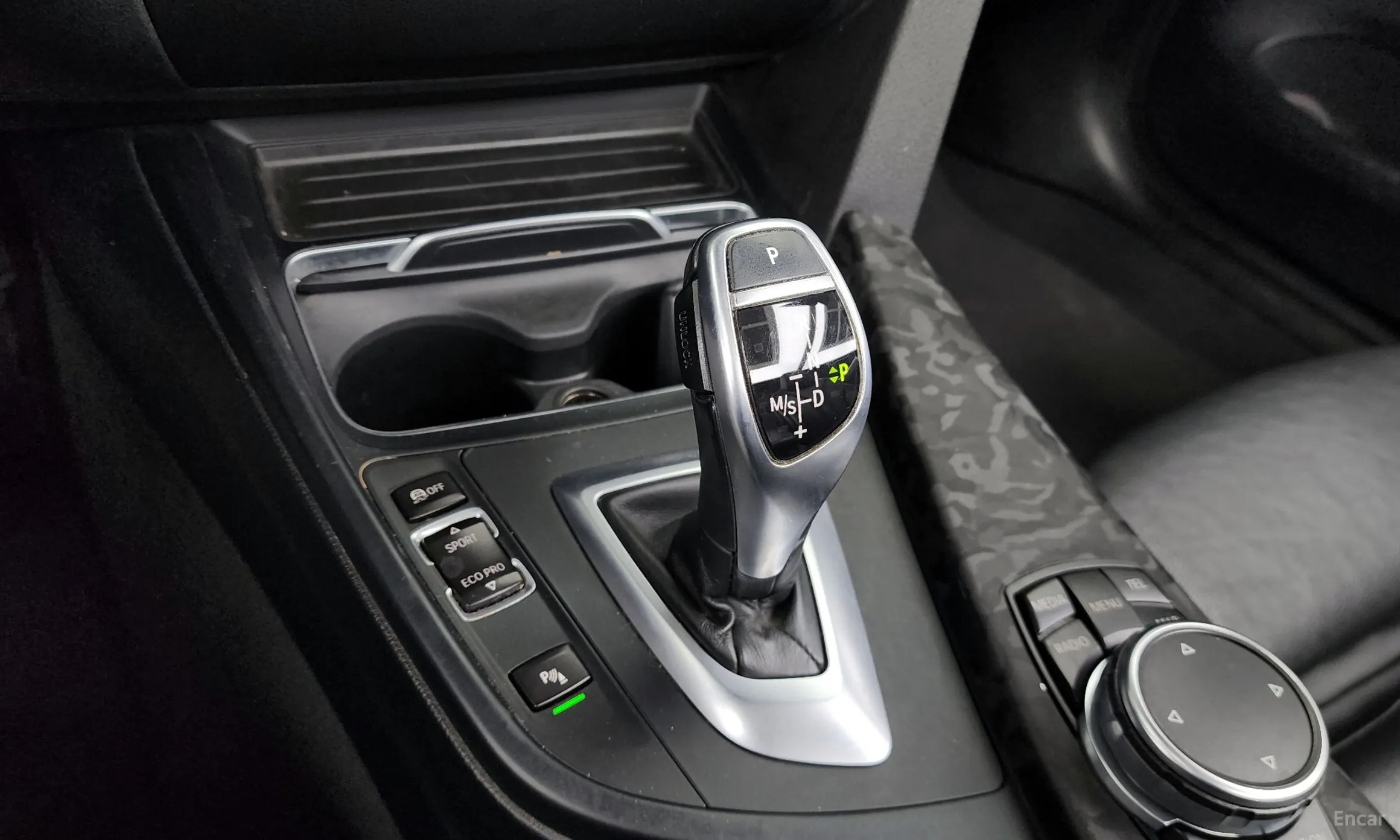 BMW Series 4 (F32) превью 9
