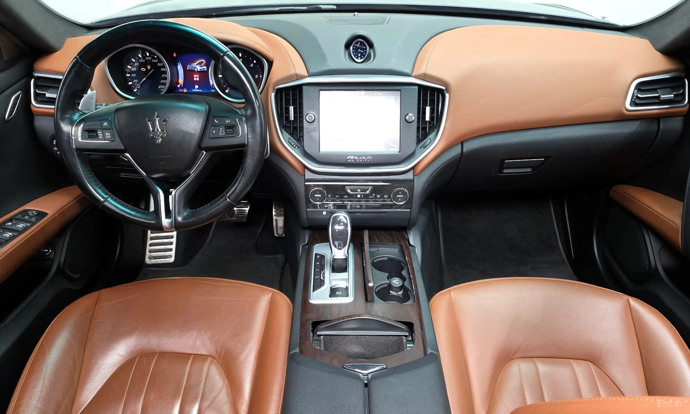Maserati Ghibli превью 7