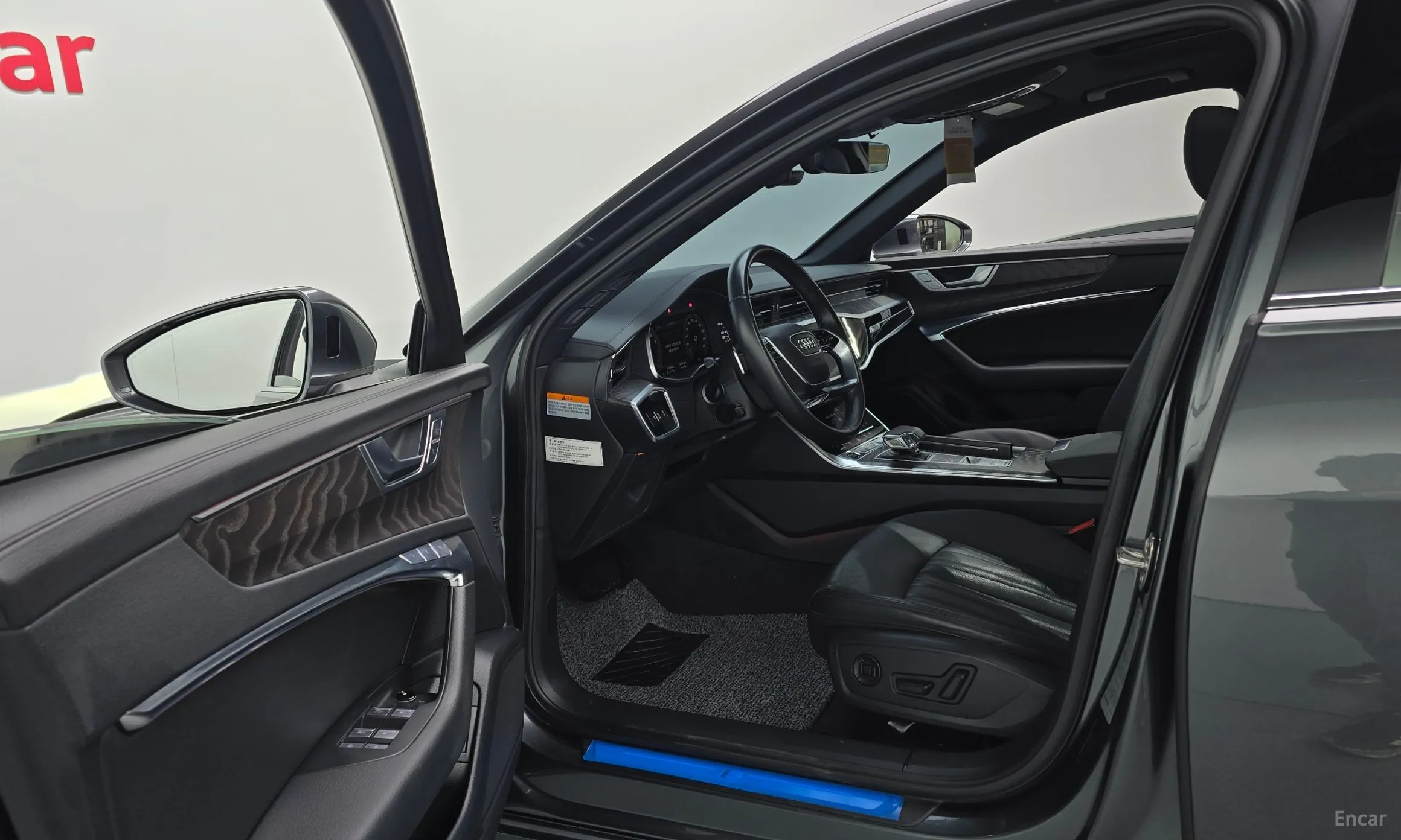 Audi A6 (C8) превью 10