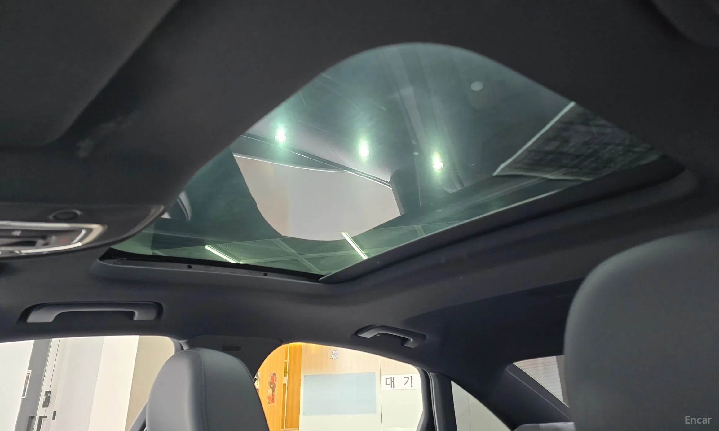 Audi A6 (C8) превью 18