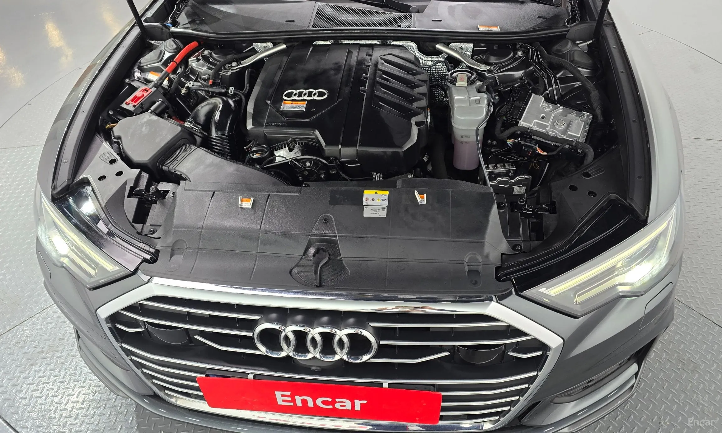 Audi A6 (C8) превью 6