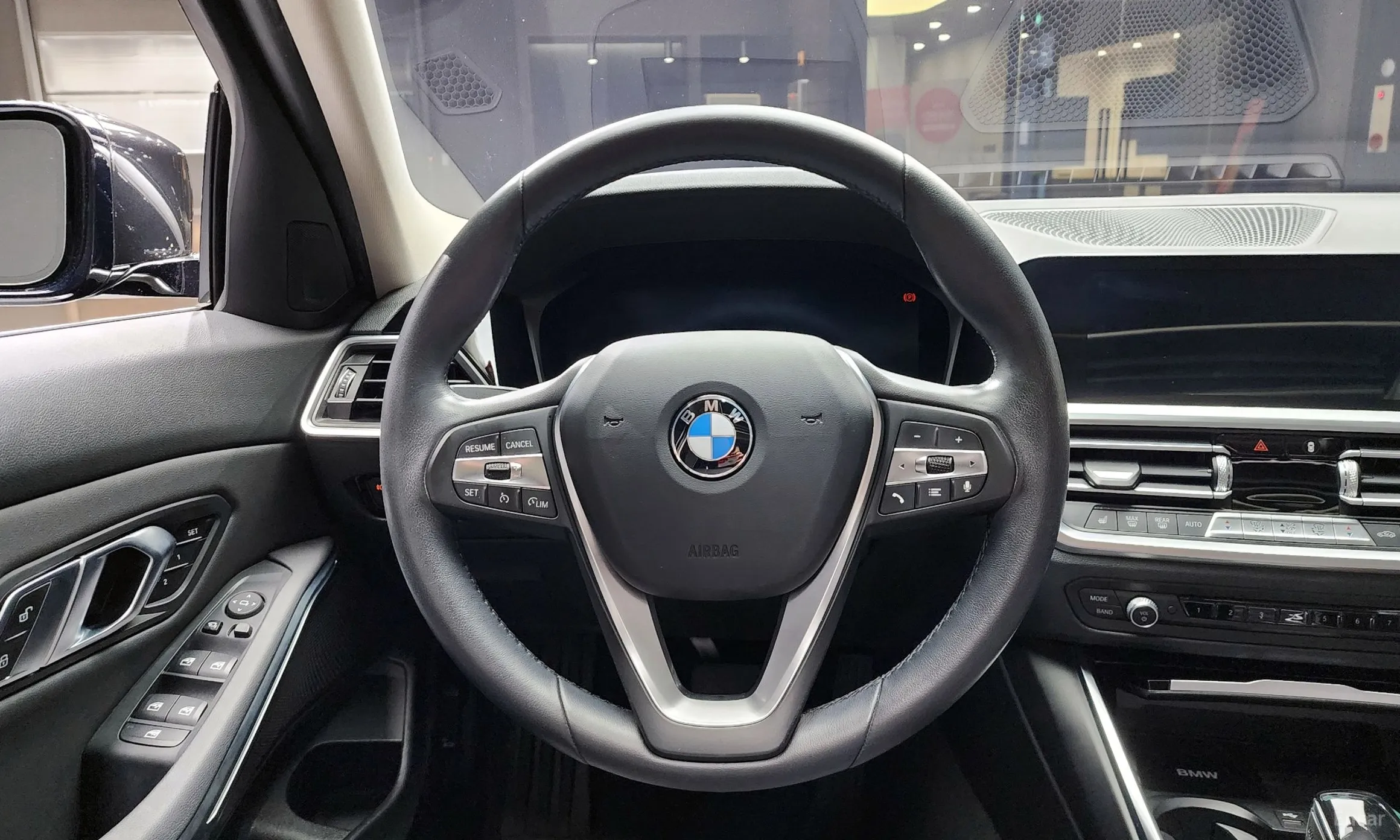 BMW 3 Series (G20) превью 14