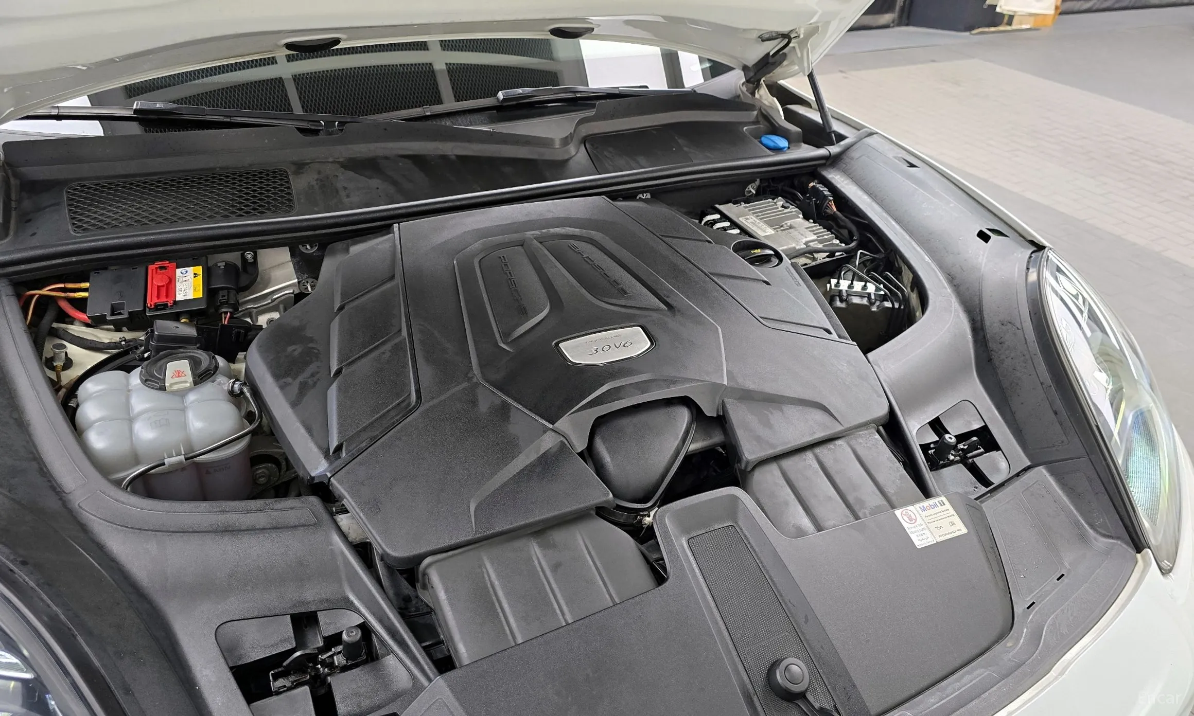 Porsche Cayenne (PO536) превью 6