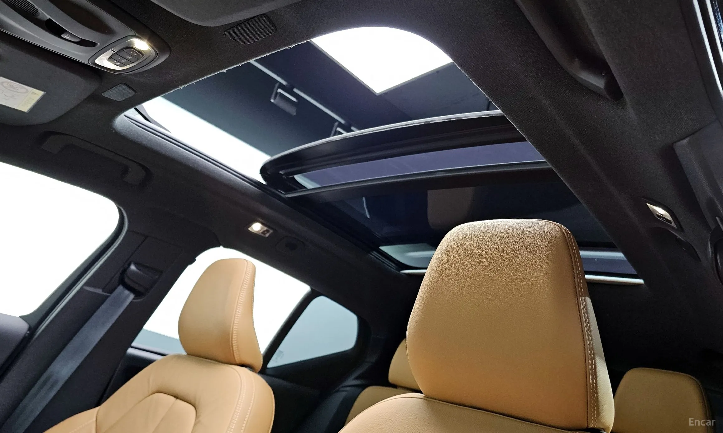 Volvo XC40 превью 19