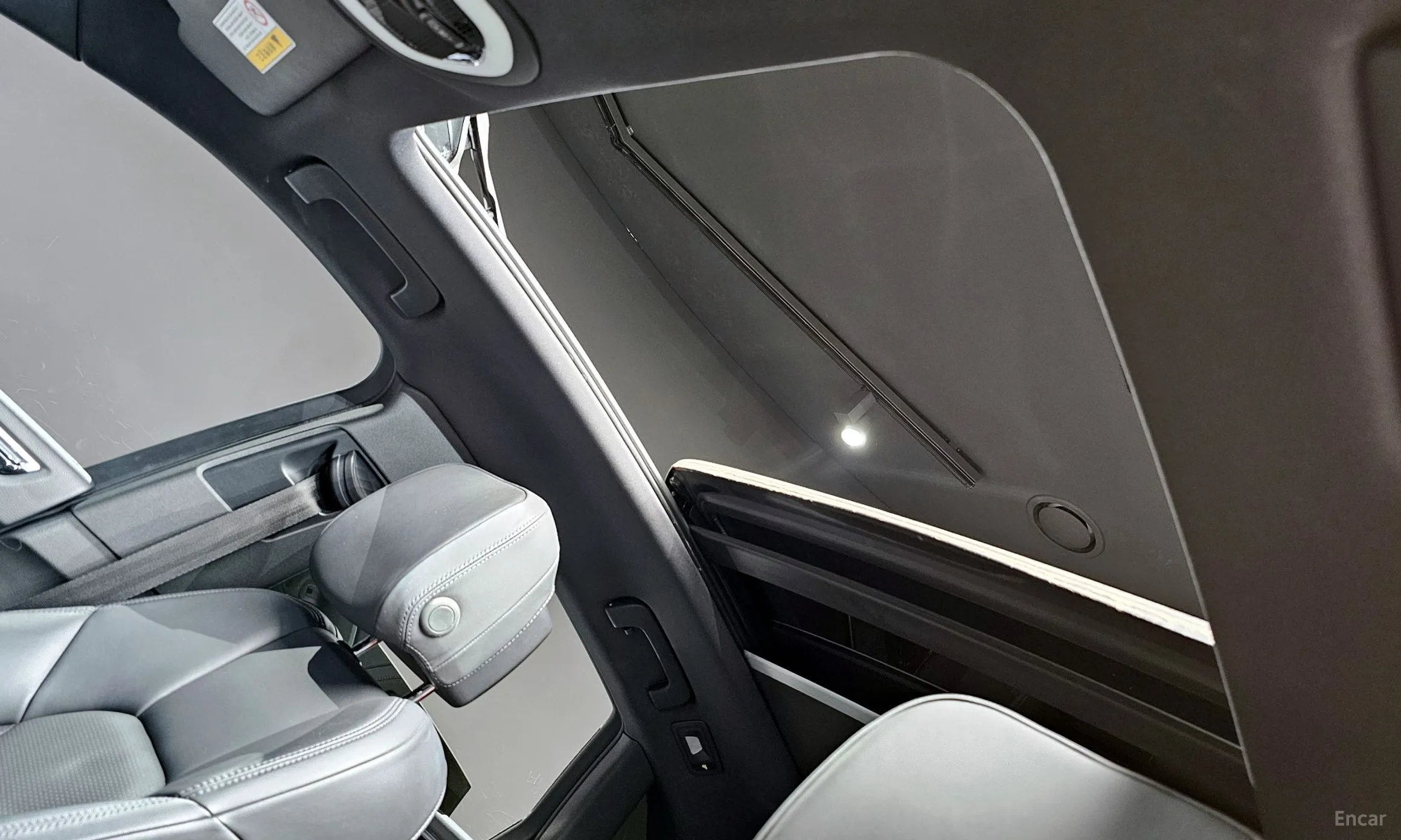 Porsche Macan превью 19