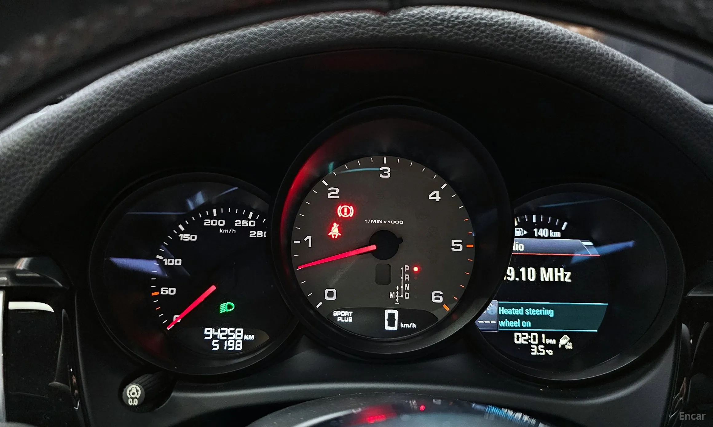 Porsche Macan превью 8