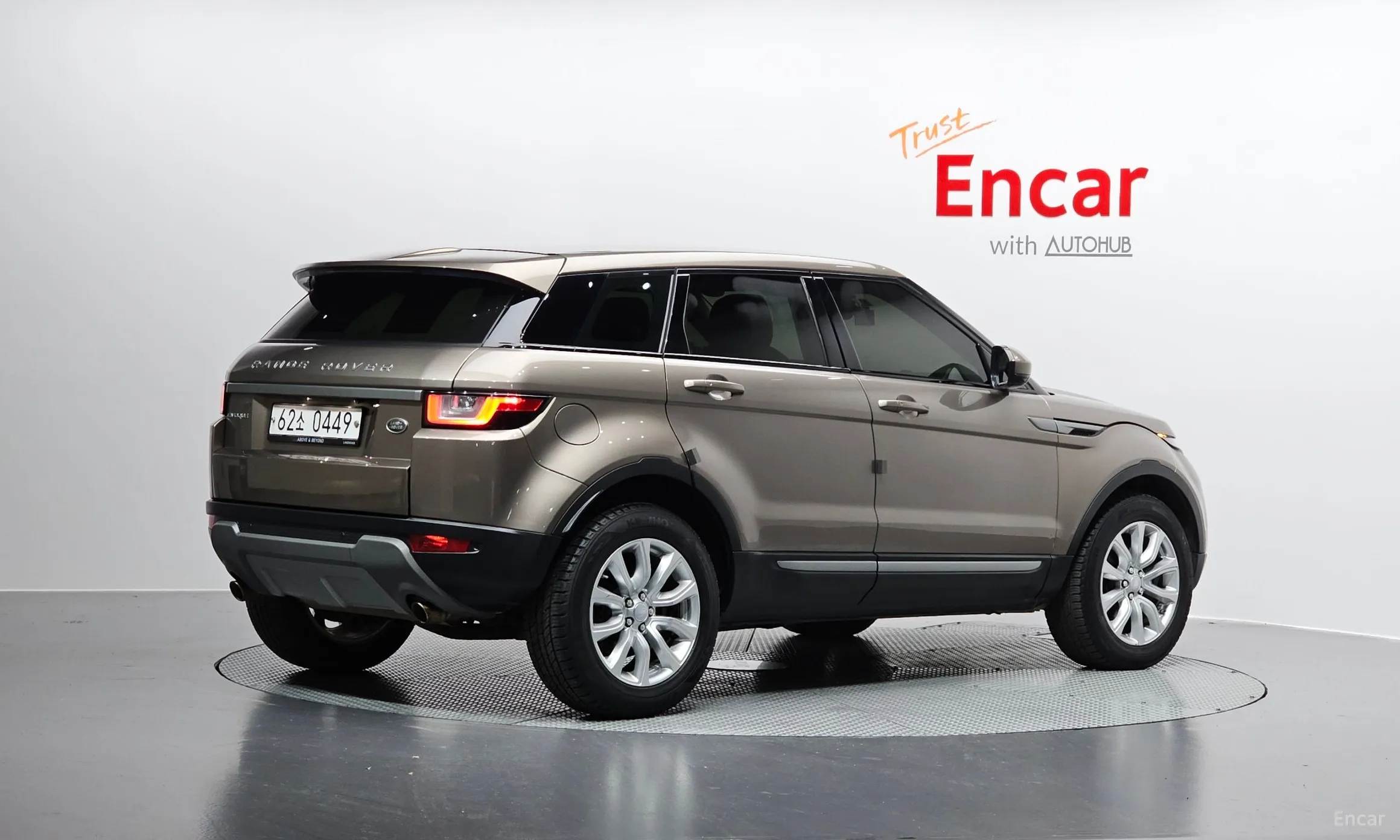 Land Rover Range Rover Evoque превью 2
