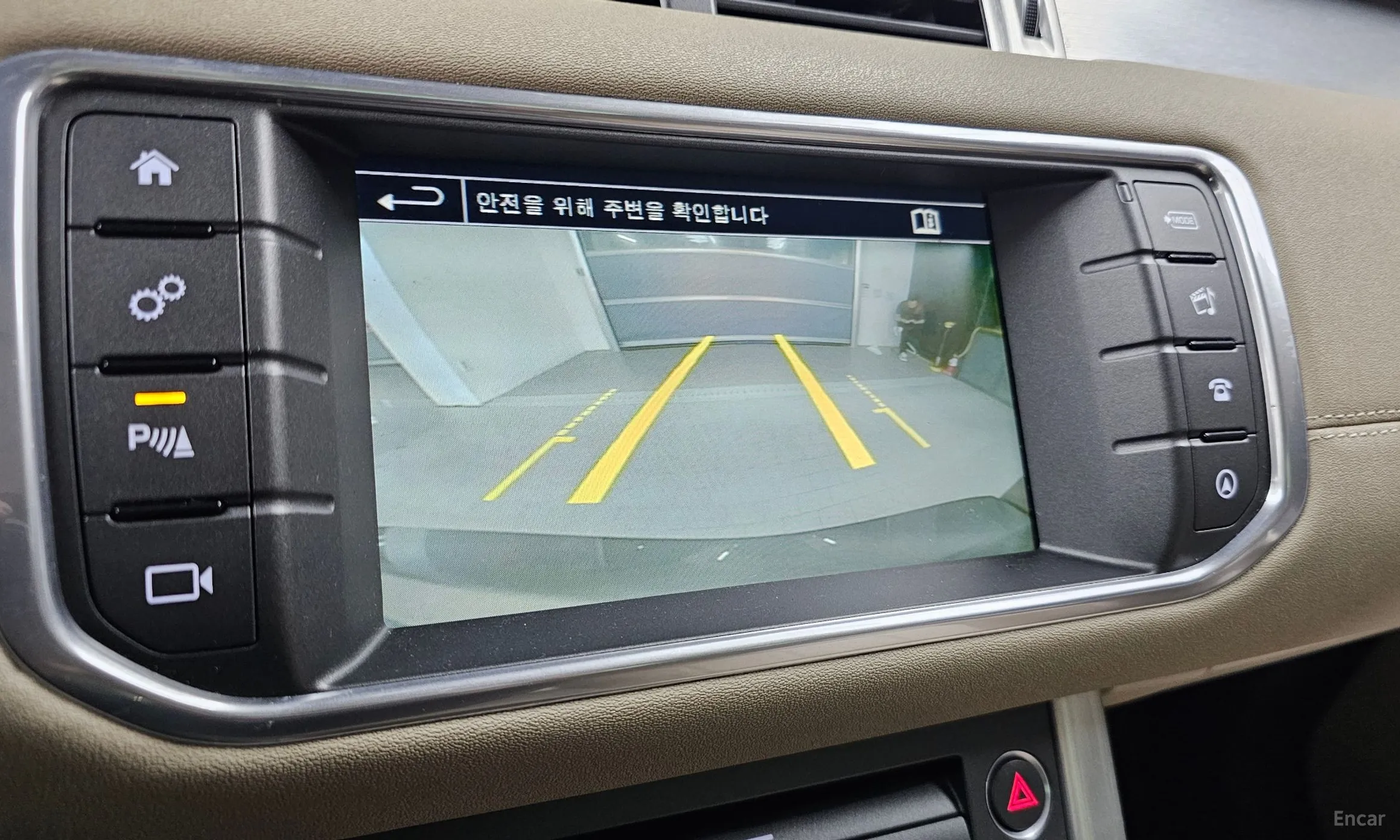 Land Rover Range Rover Evoque превью 17