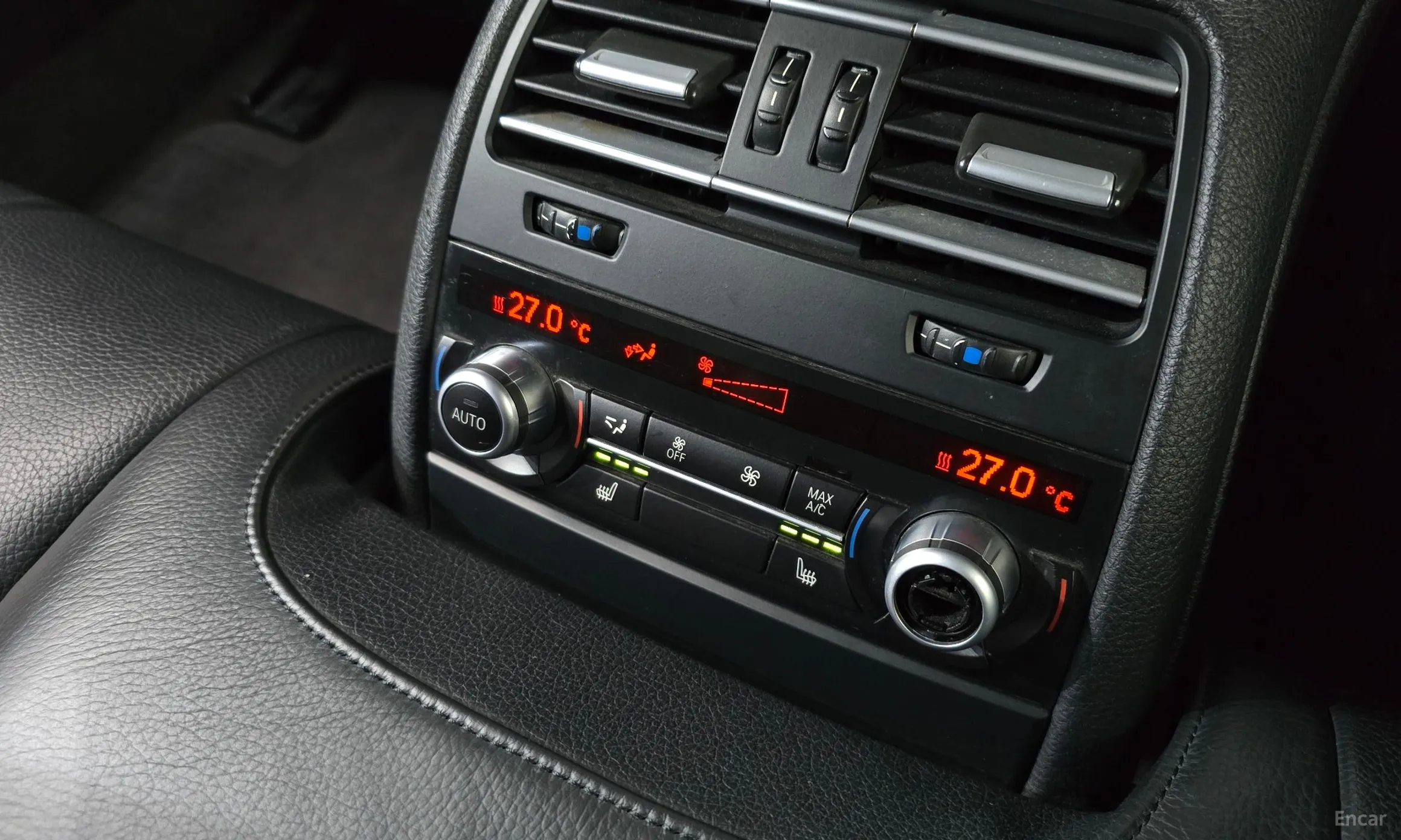 BMW 6 Series (F12) превью 18