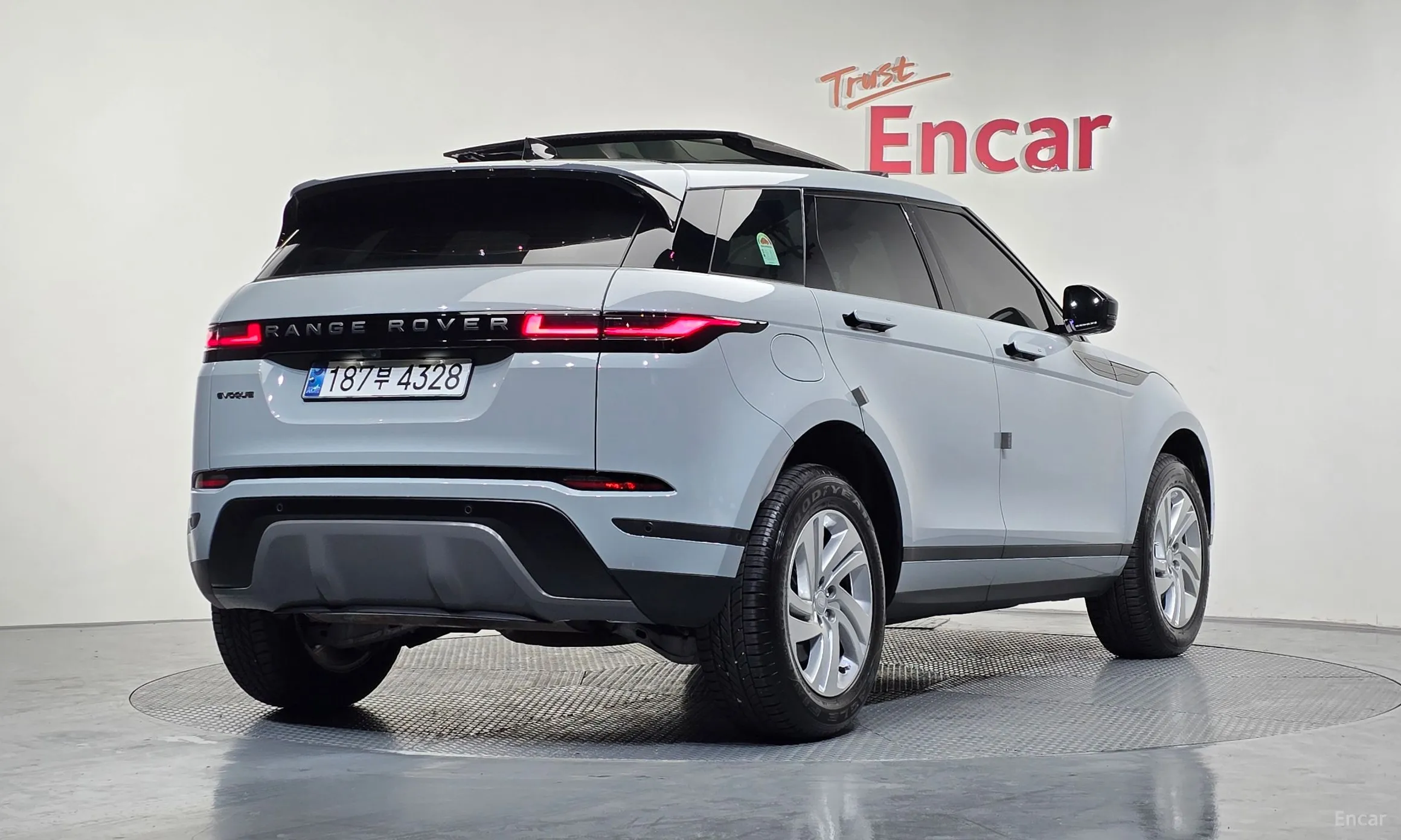 Land Rover Range Rover Evoque 2nd Generation превью 2