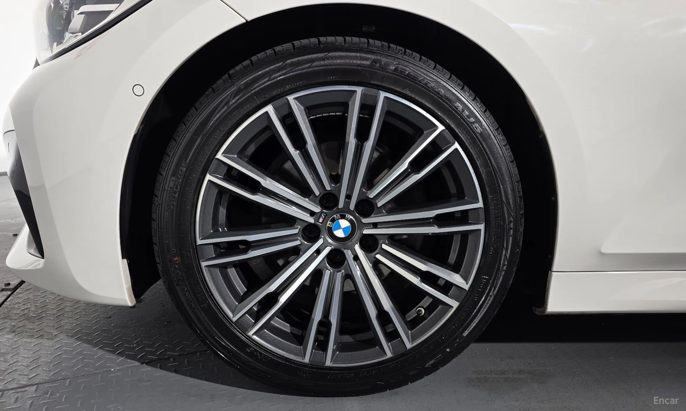 BMW 3 Series (G20) превью 5