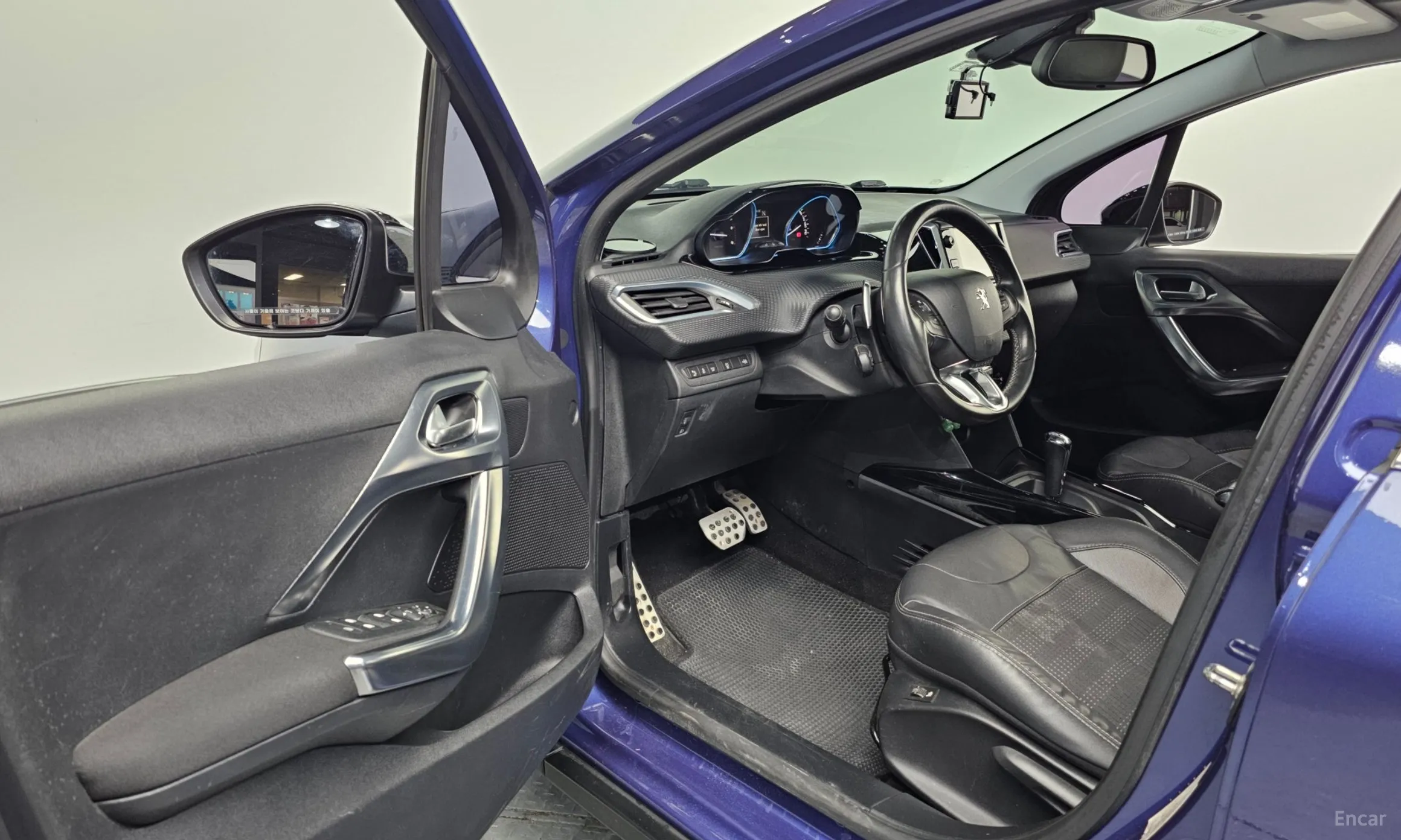 Peugeot 2008. превью 10