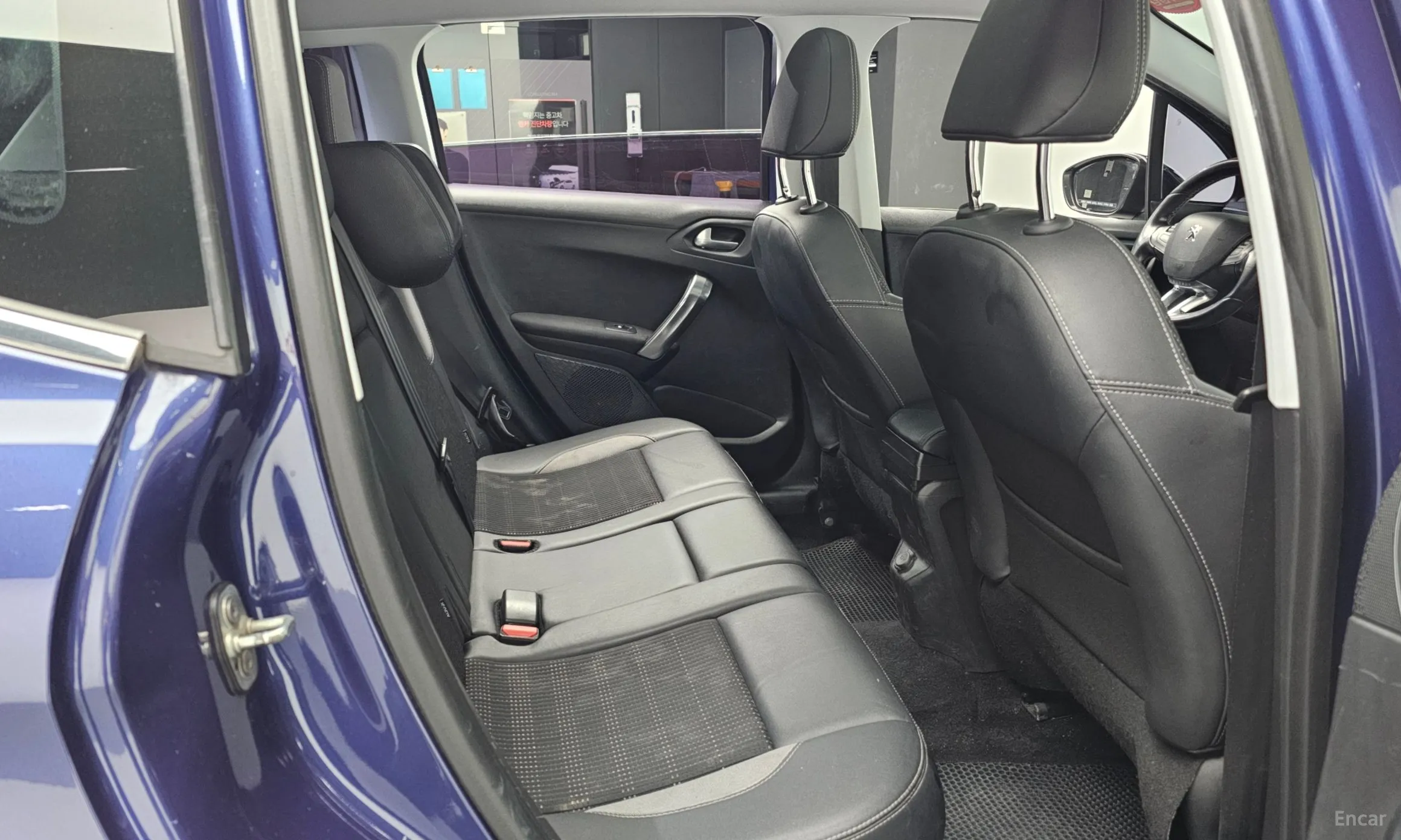 Peugeot 2008. превью 12