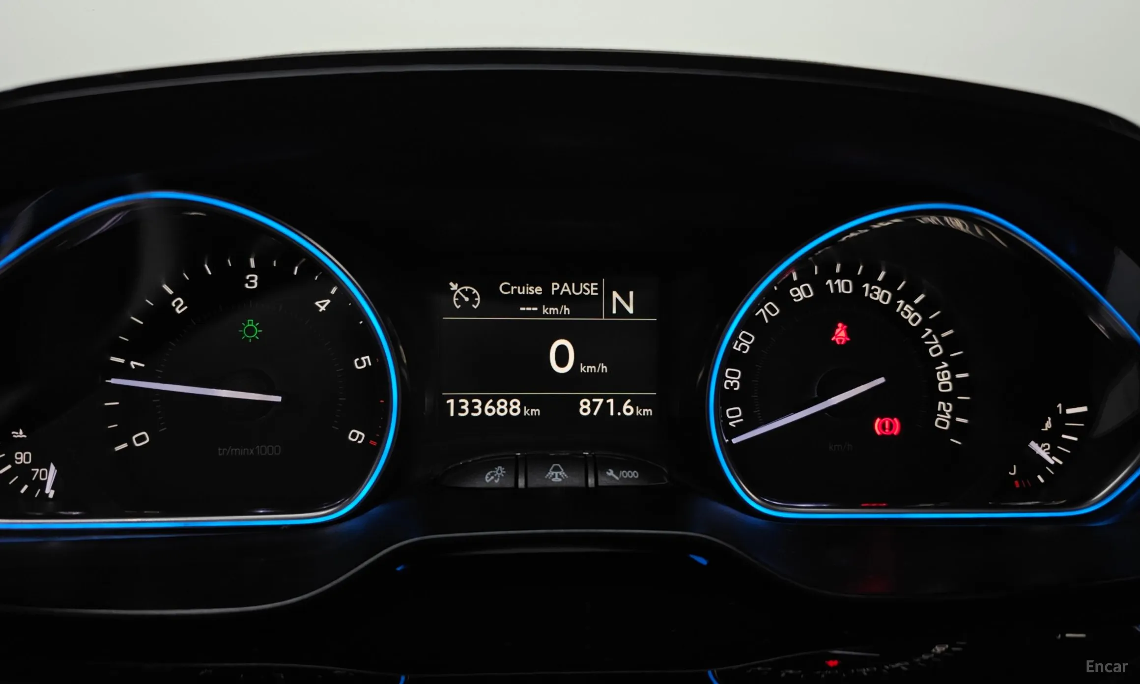 Peugeot 2008. превью 8
