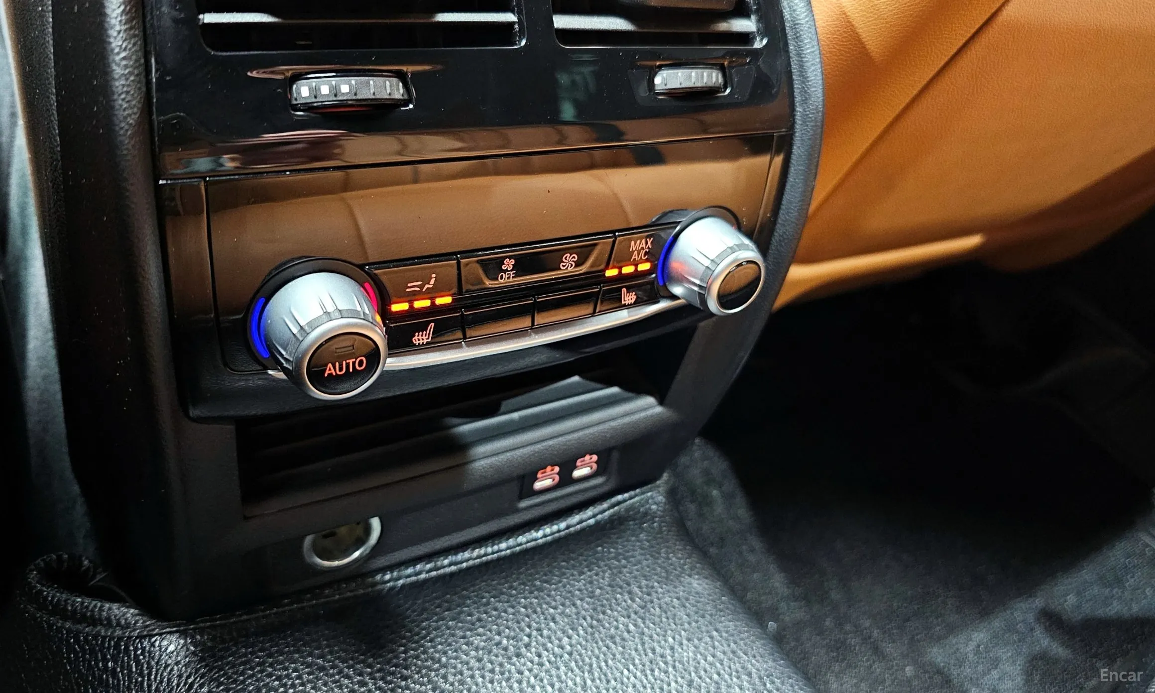 BMW 5 Series (G30) превью 17