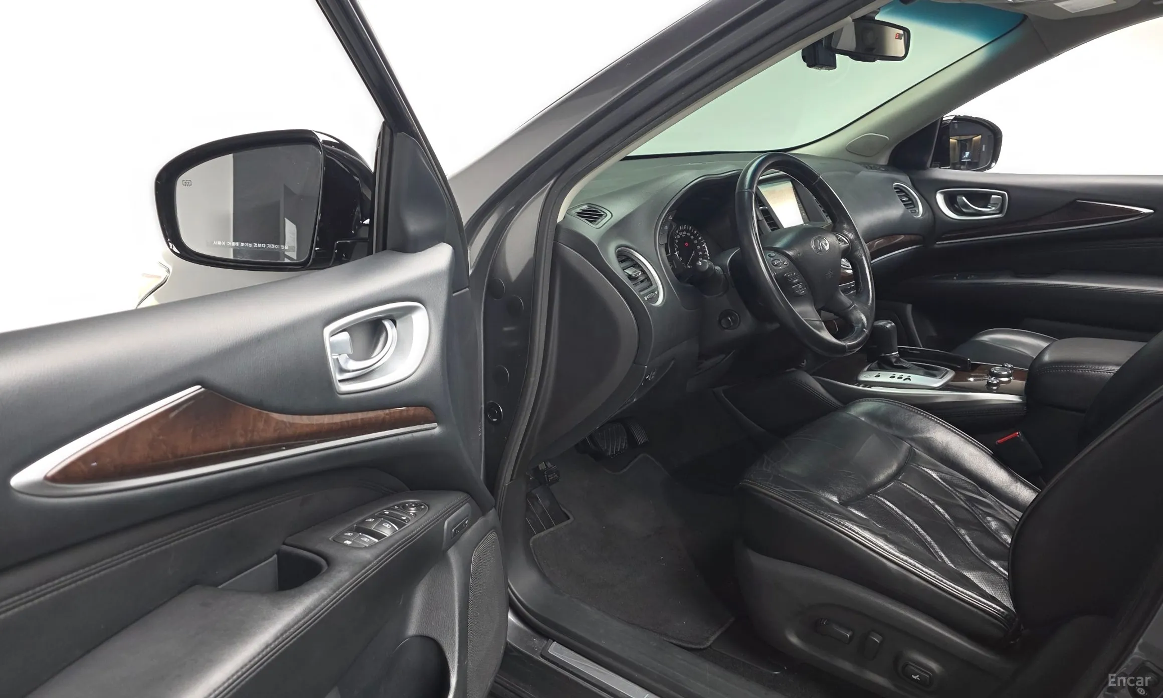 Infiniti QX60 превью 12