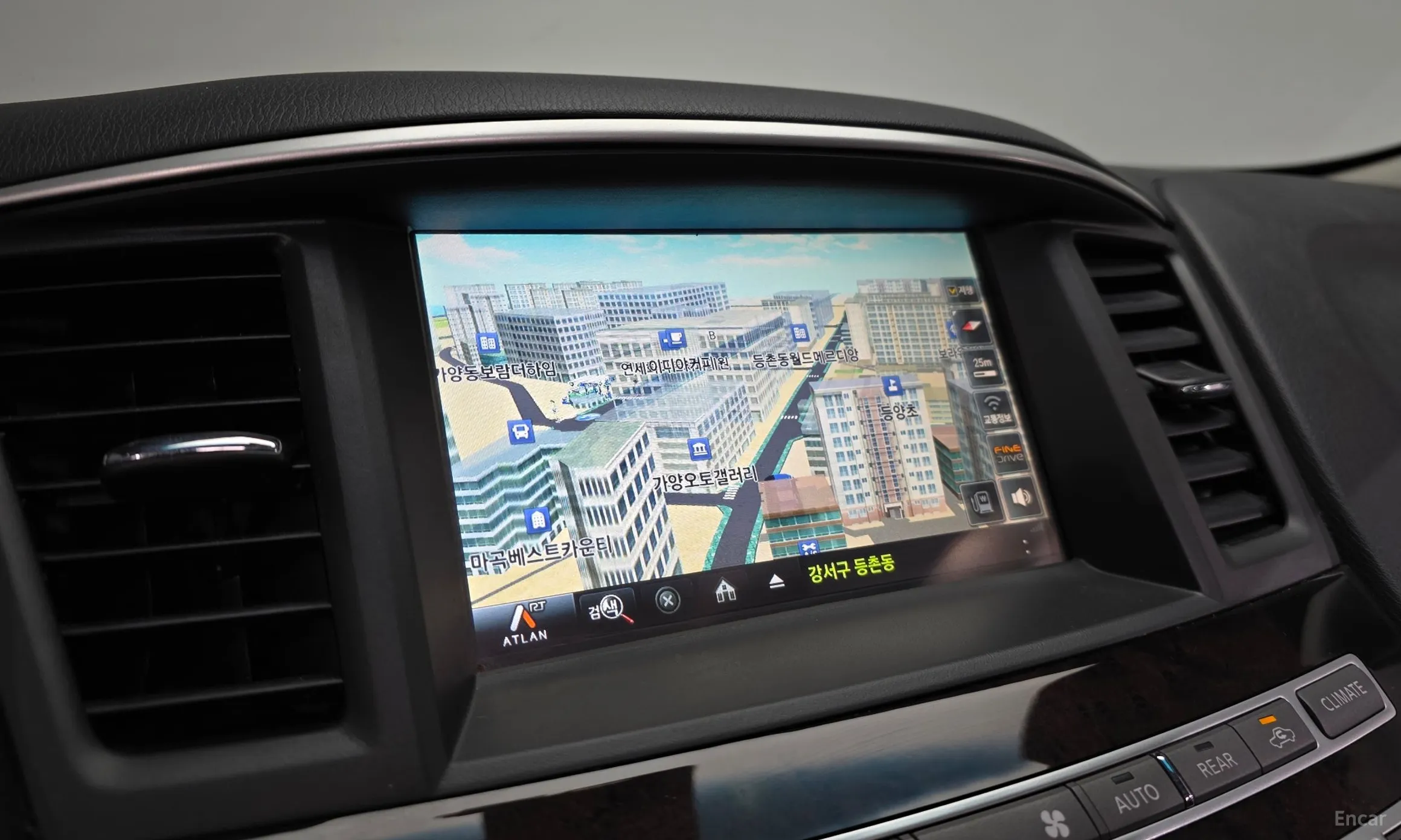 Infiniti QX60 превью 15