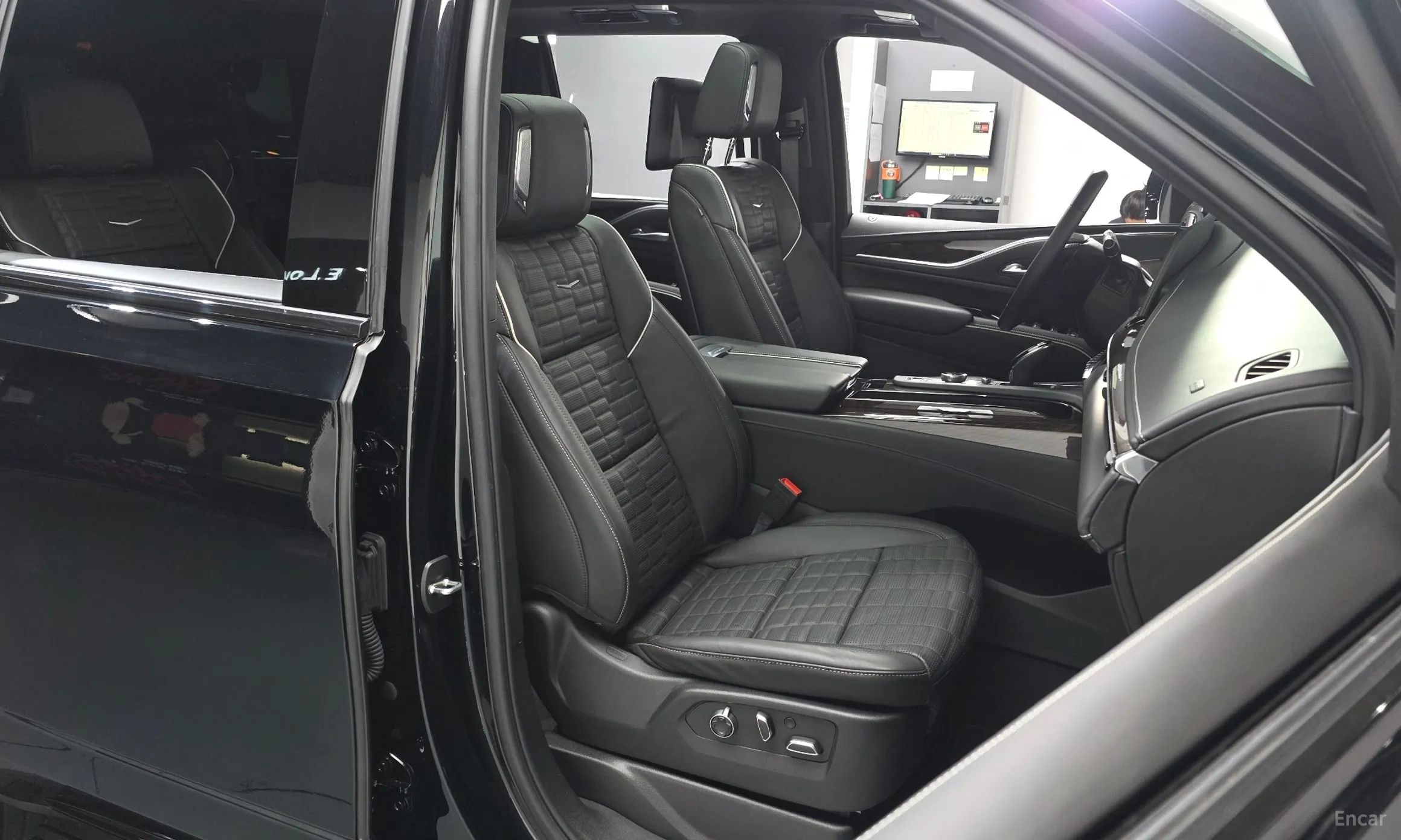 Cadillac Escalade 5th Generation превью 10