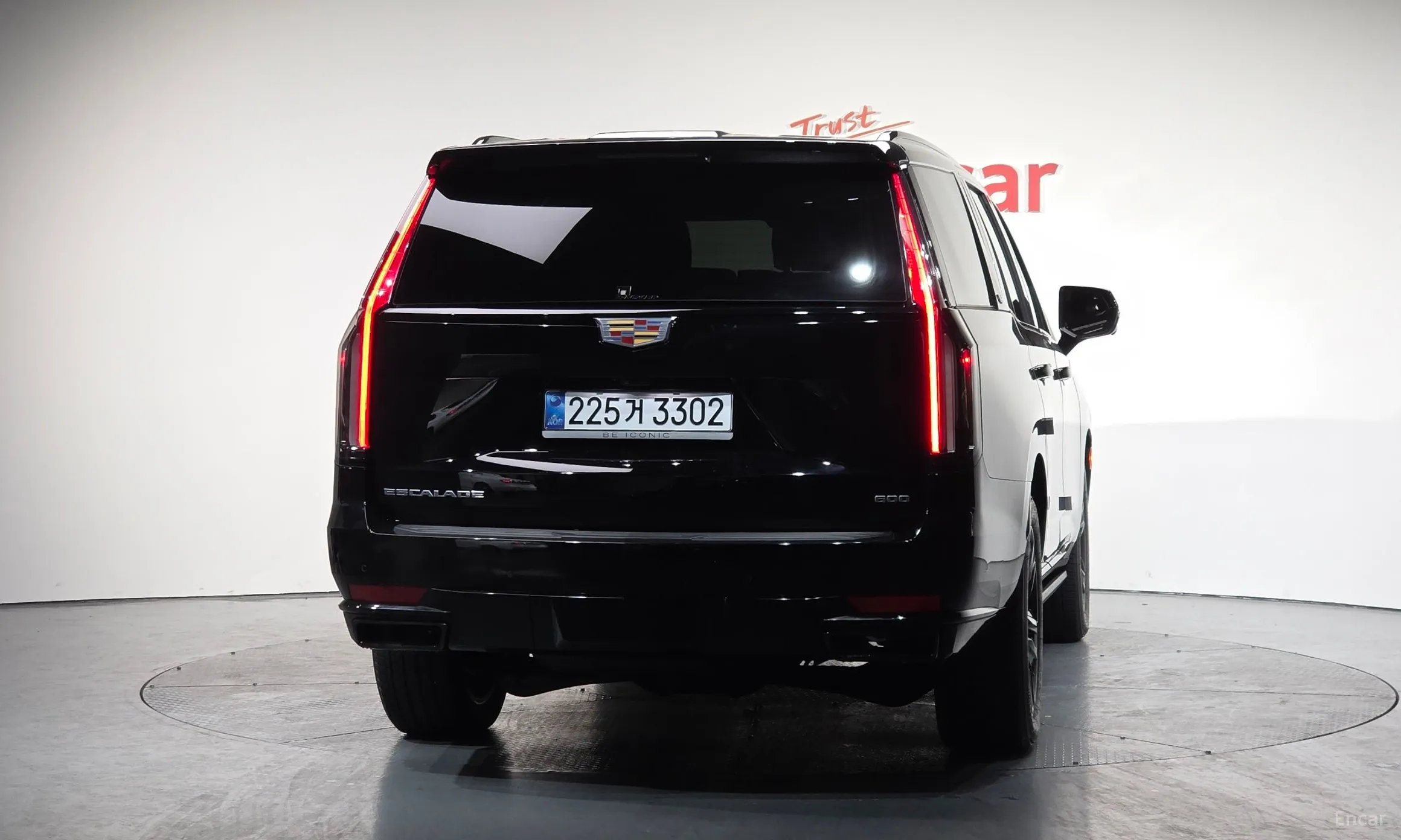 Cadillac Escalade 5th Generation превью 4