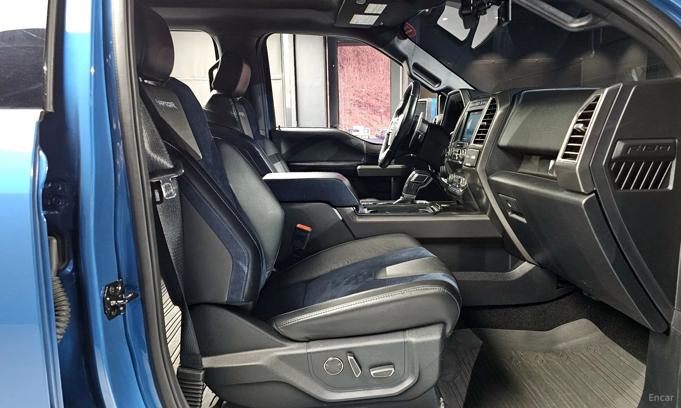 Ford F150 превью 11