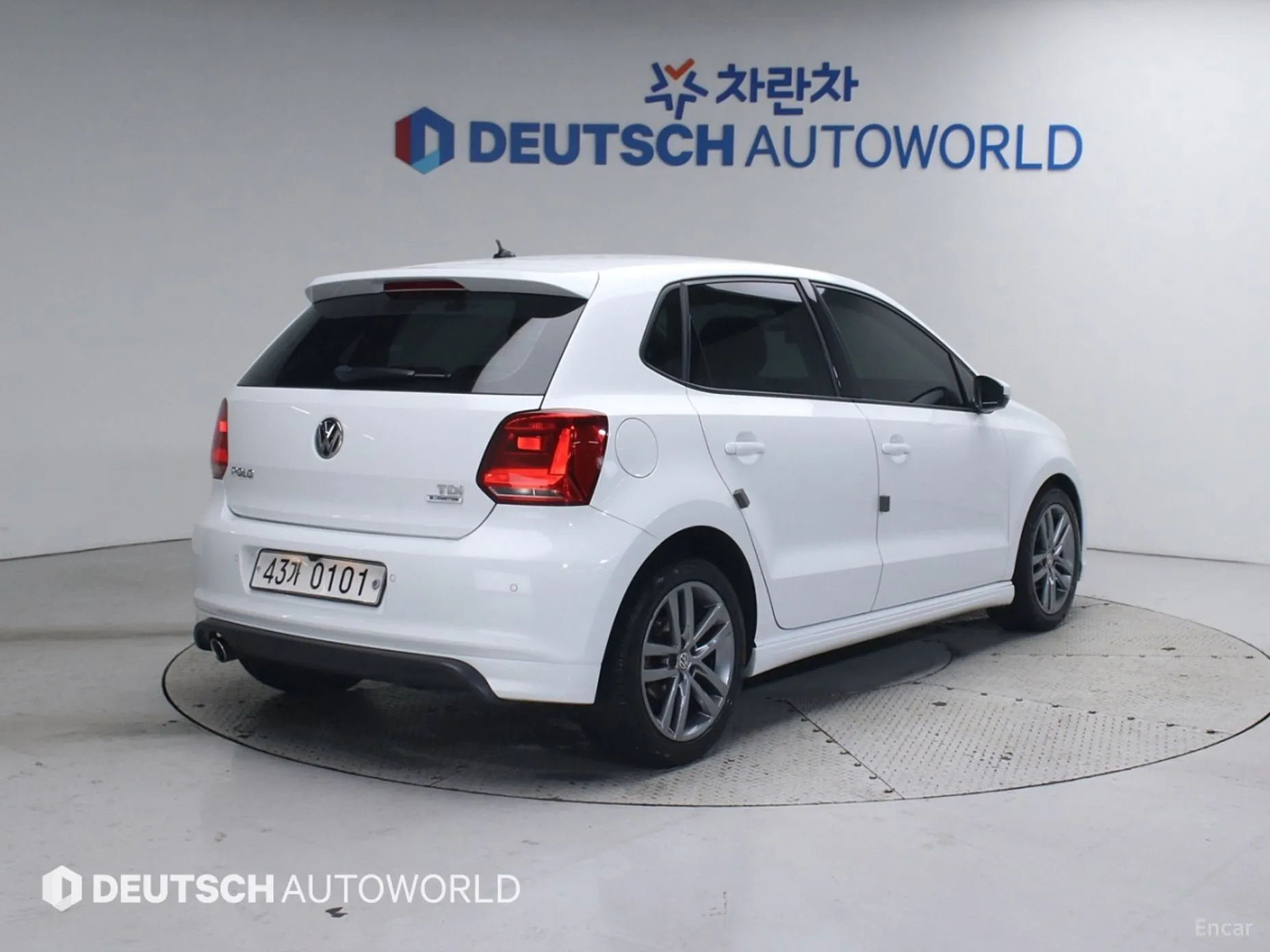 Volkswagen Polo превью 2